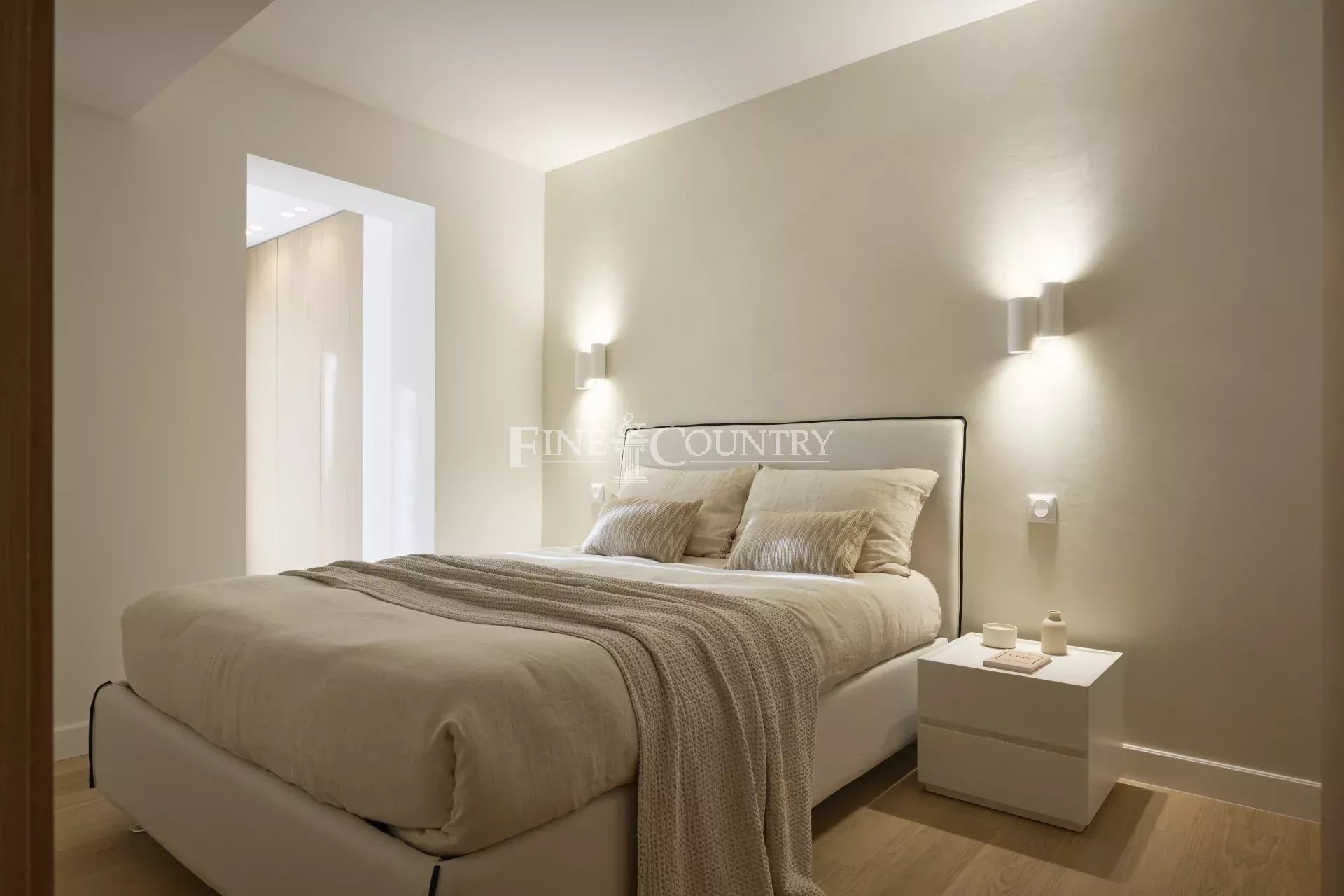 Photo of For Sale | Apartment in Cannes Banane