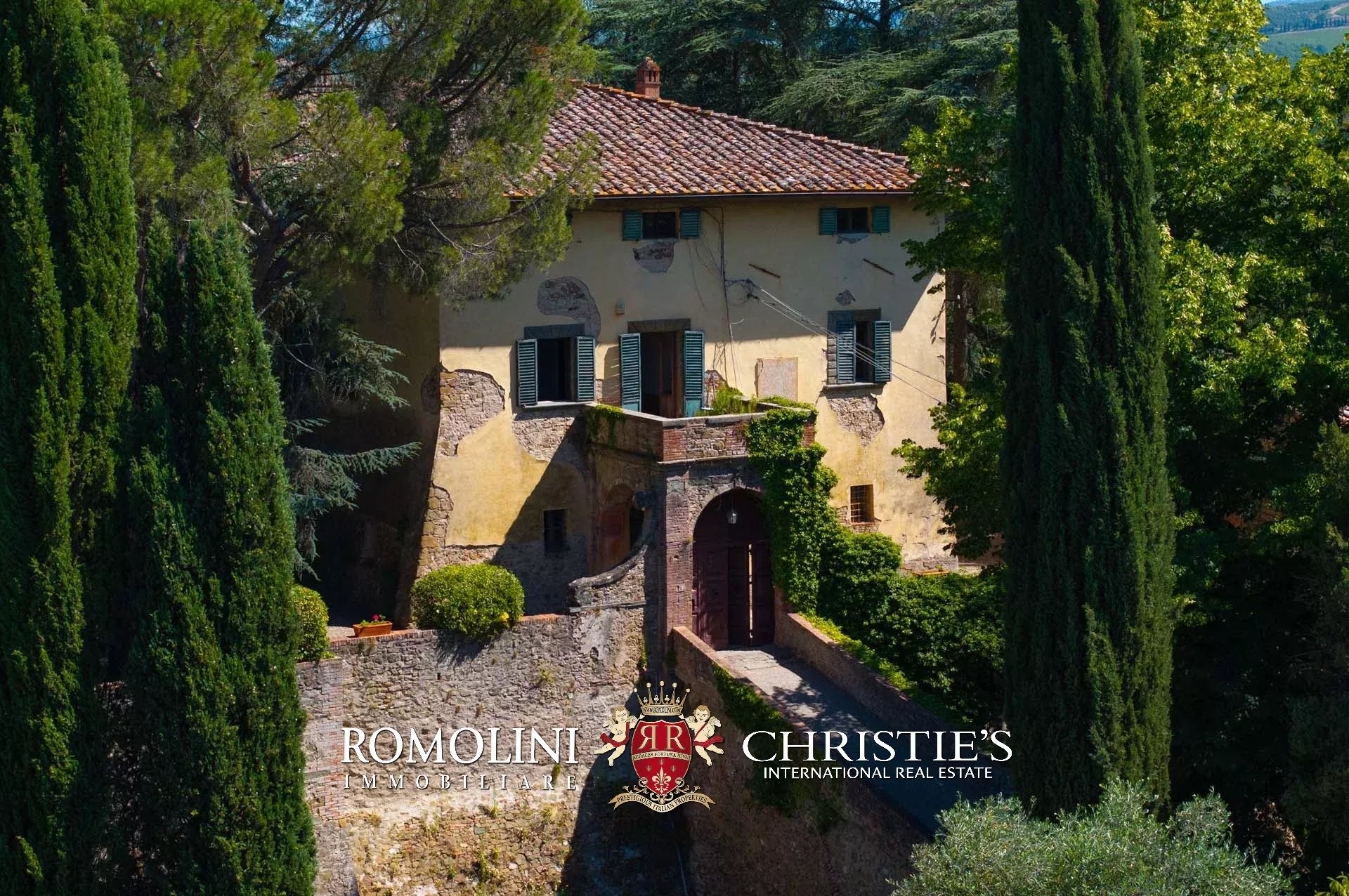 33 Bedroom Vineyard's Image 47