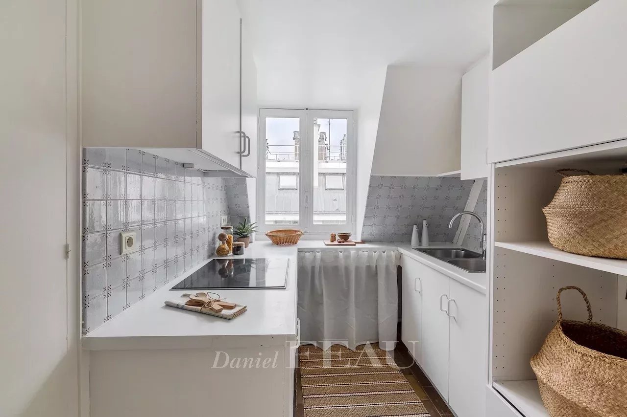 Sale Apartment Paris 6th
