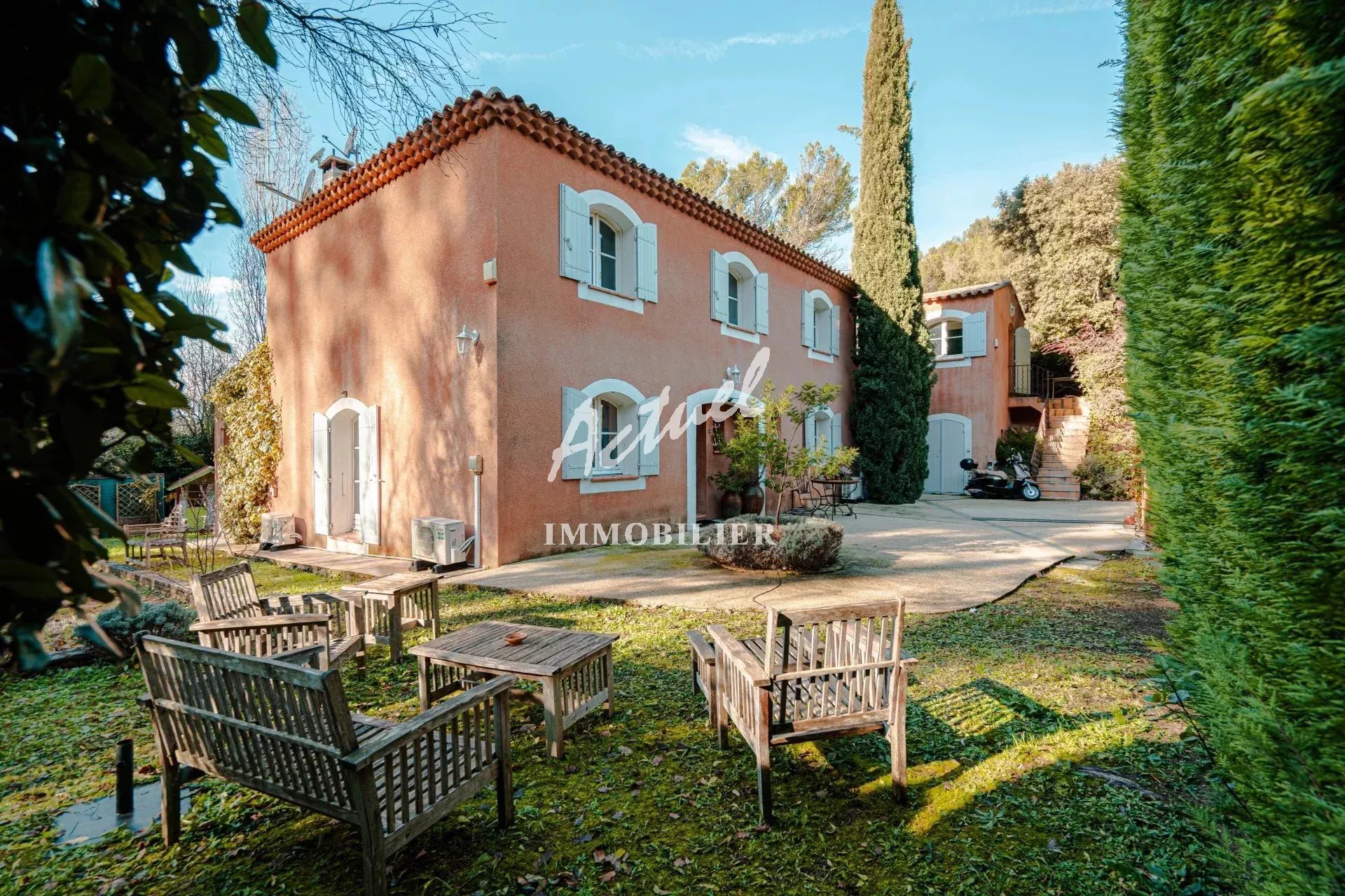 Aix-En-Provence - House - 6 Bedrooms - Pool