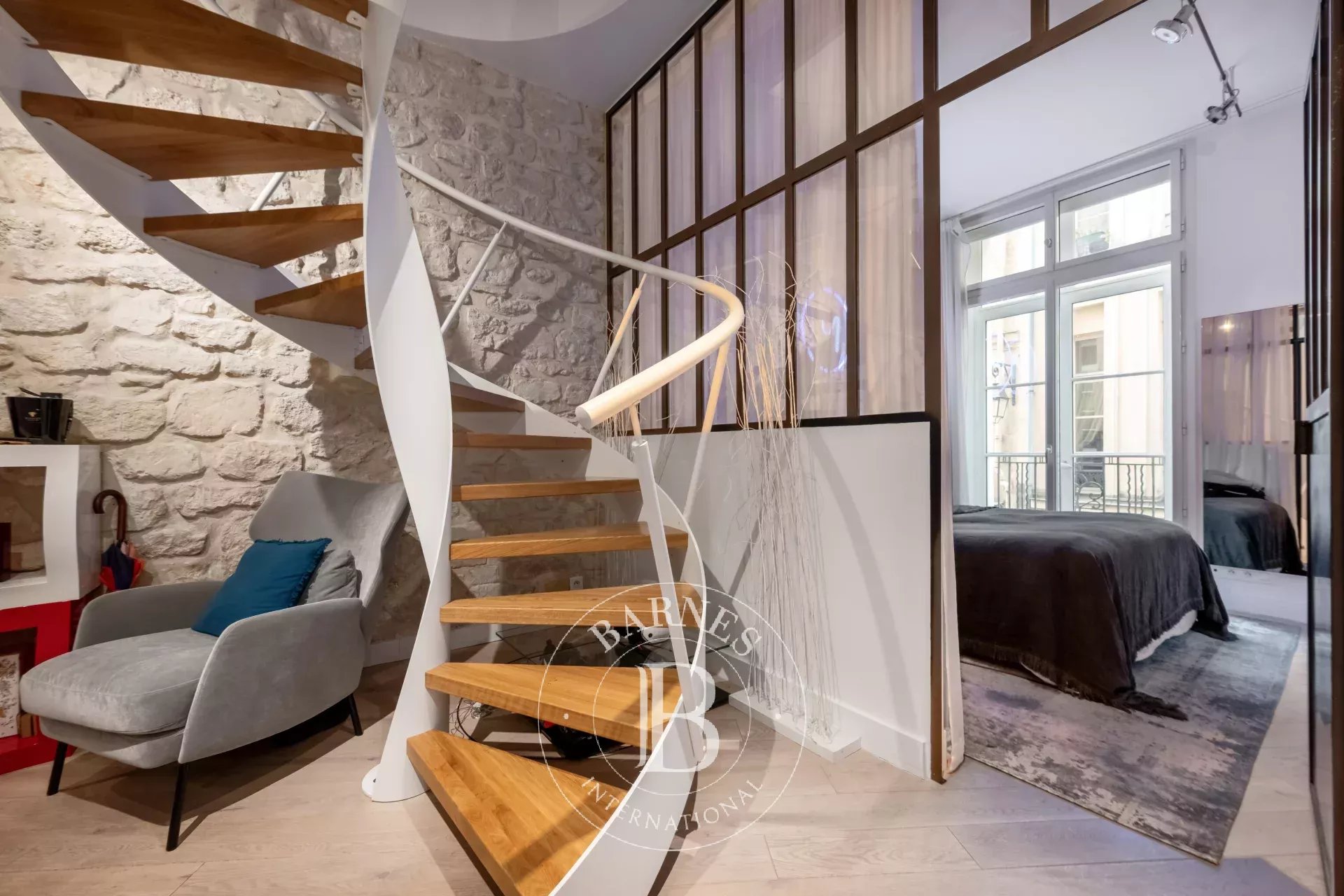 Daire Paris 3ème - picture 5