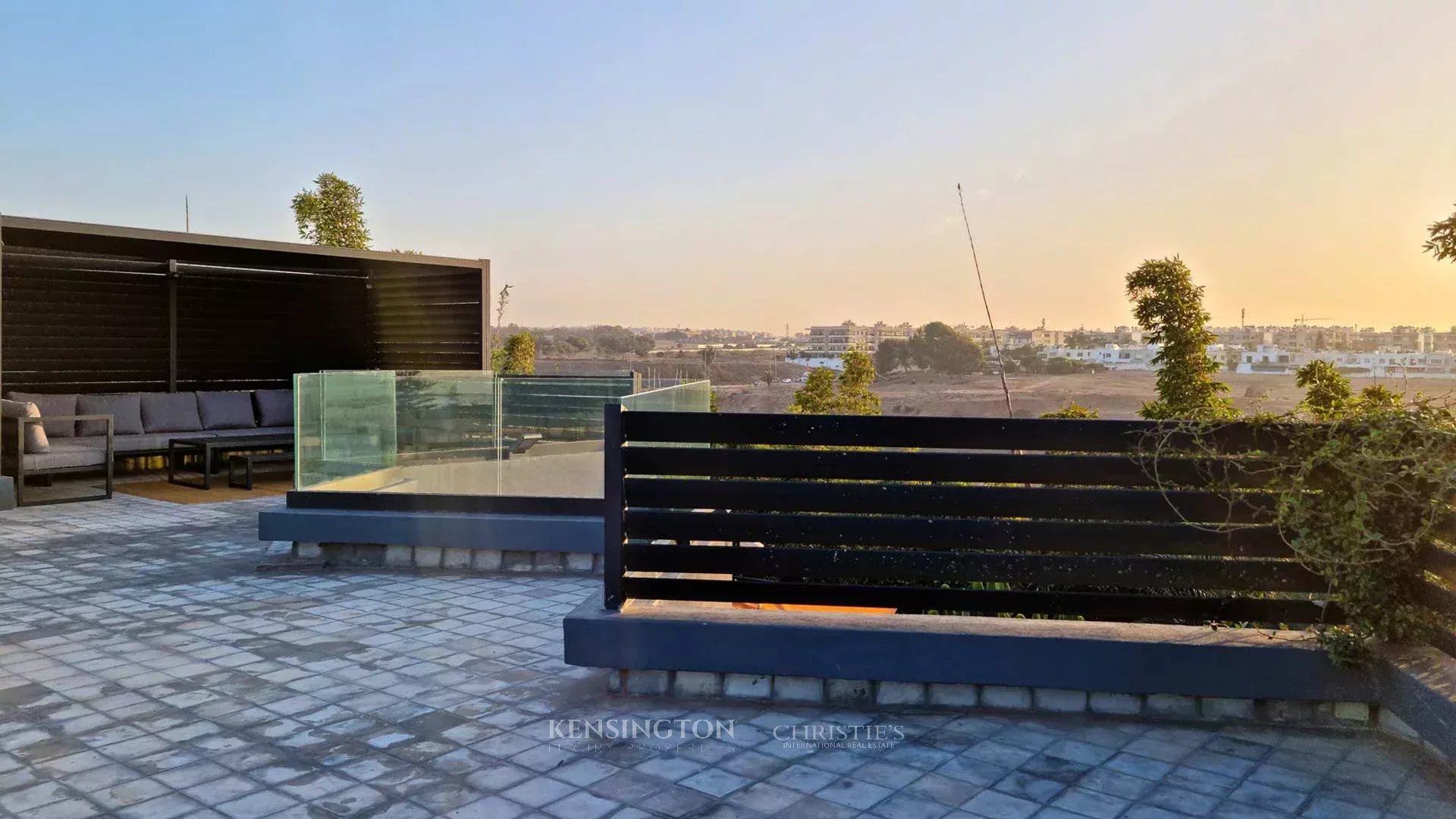 4 Bedroom Villa/Townhouse's Image 16