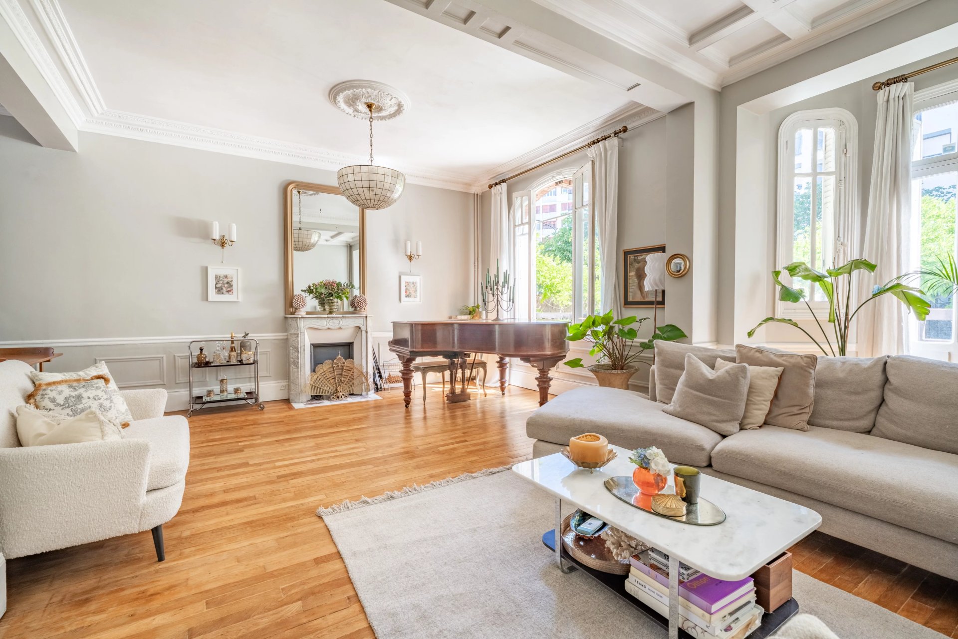 6 Bedroom Villa/Townhouse's Image 4