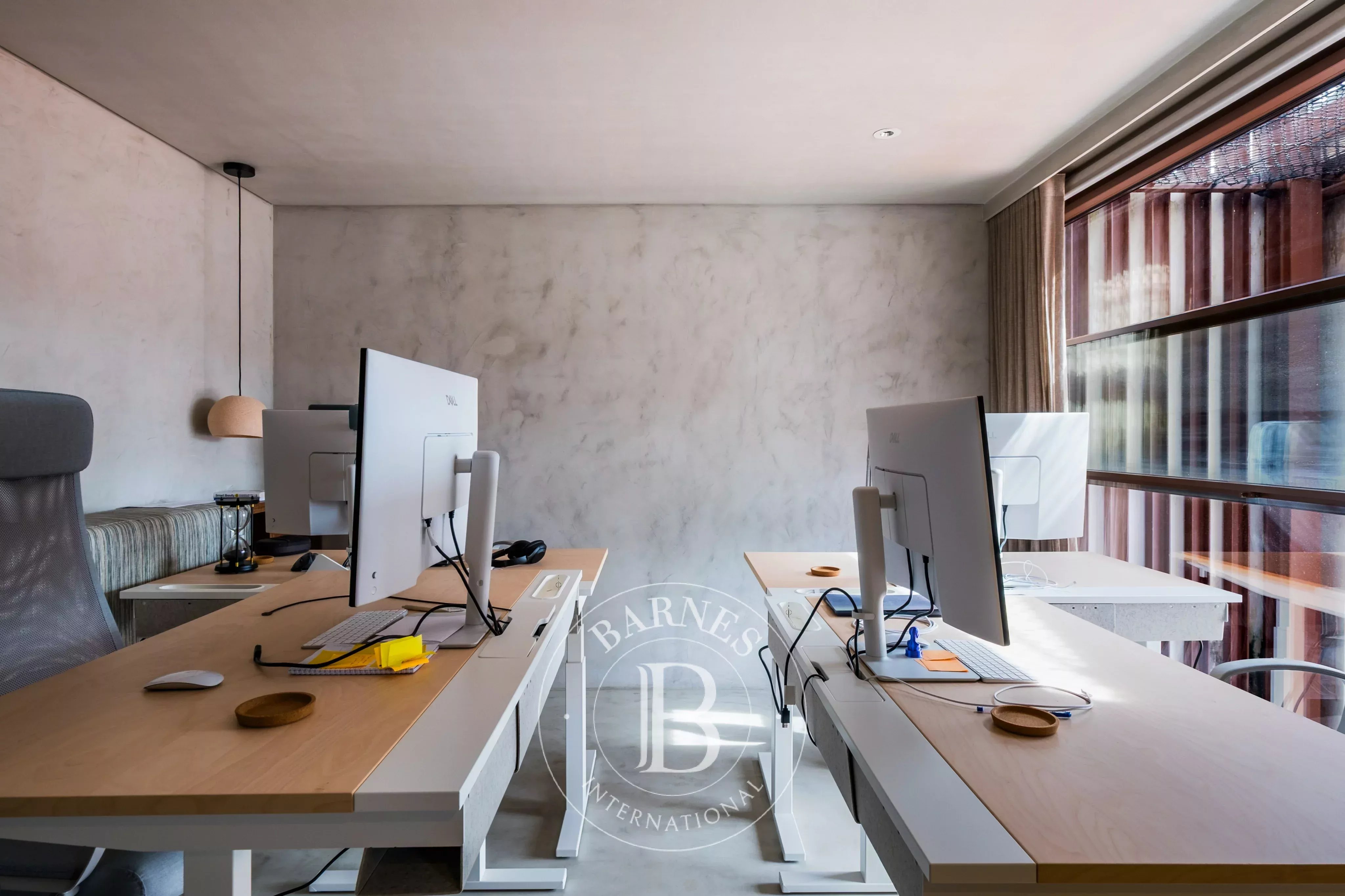 Maison contemporaine avec vue sur le fleuve