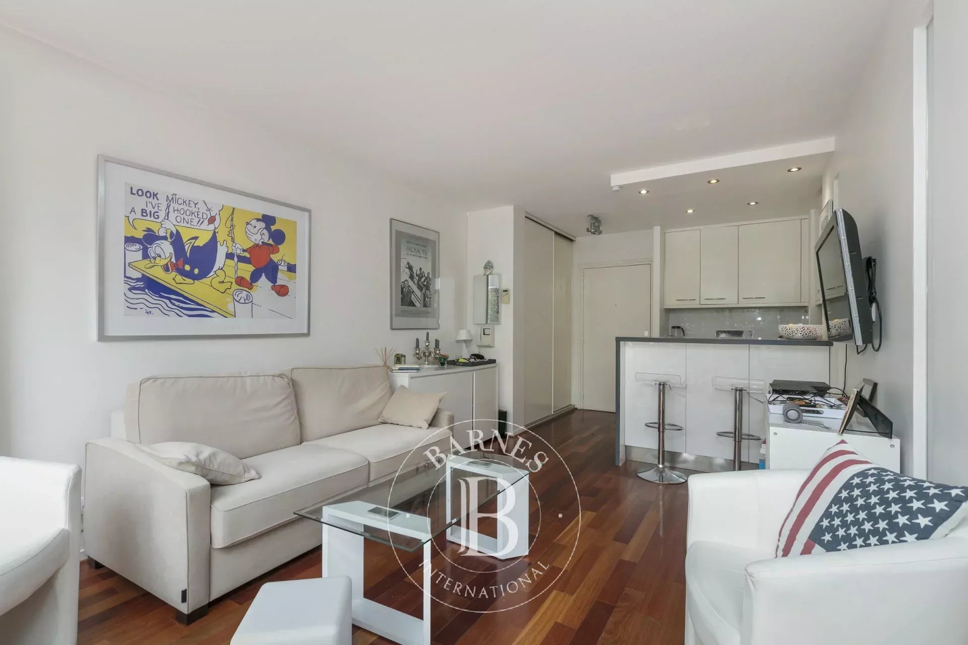 Daire Levallois-Perret