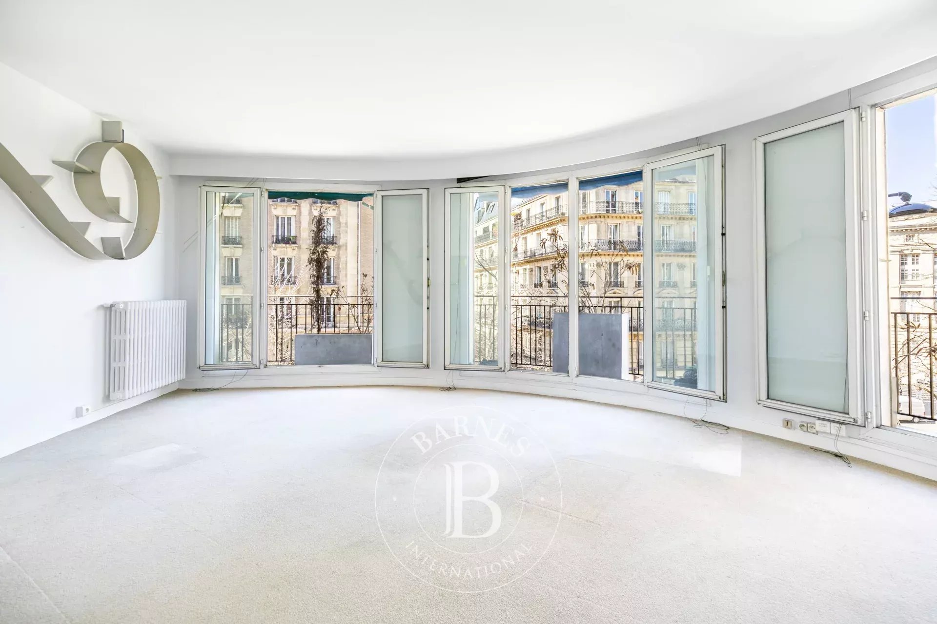 Paris 6 - Raspail/Assas - Family apartment 225,46 m²- open view - 4/5 bedrooms - to renovate