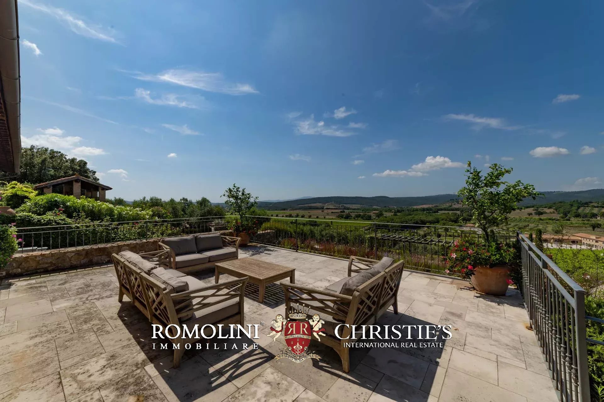 17 Bedroom Villa/Townhouse's Image 34