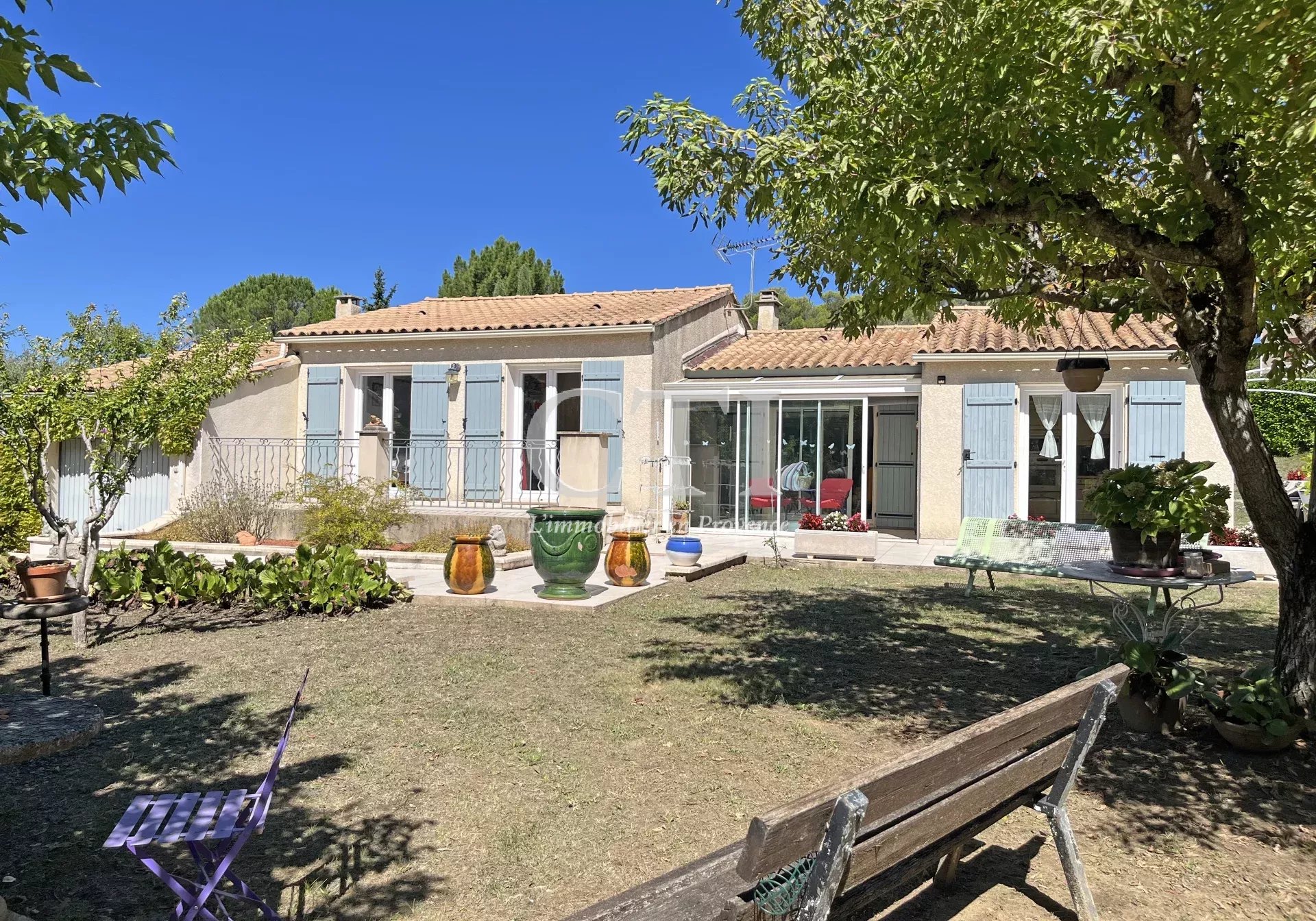 Agence immobilière de 