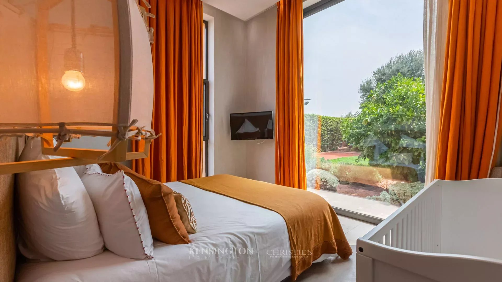 6 Bedroom Villa/Townhouse's Image 35