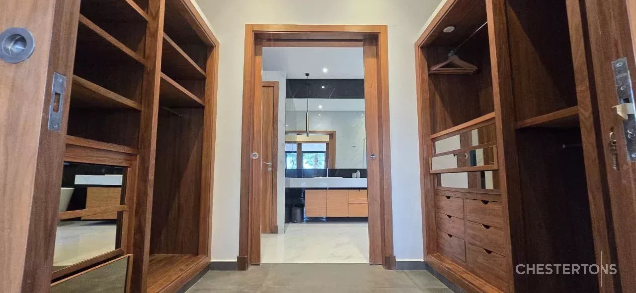 Image of Villa - 5 Bedrooms for Sale in Marrakech-Ménara-Marrakech-Morocco, Image 26