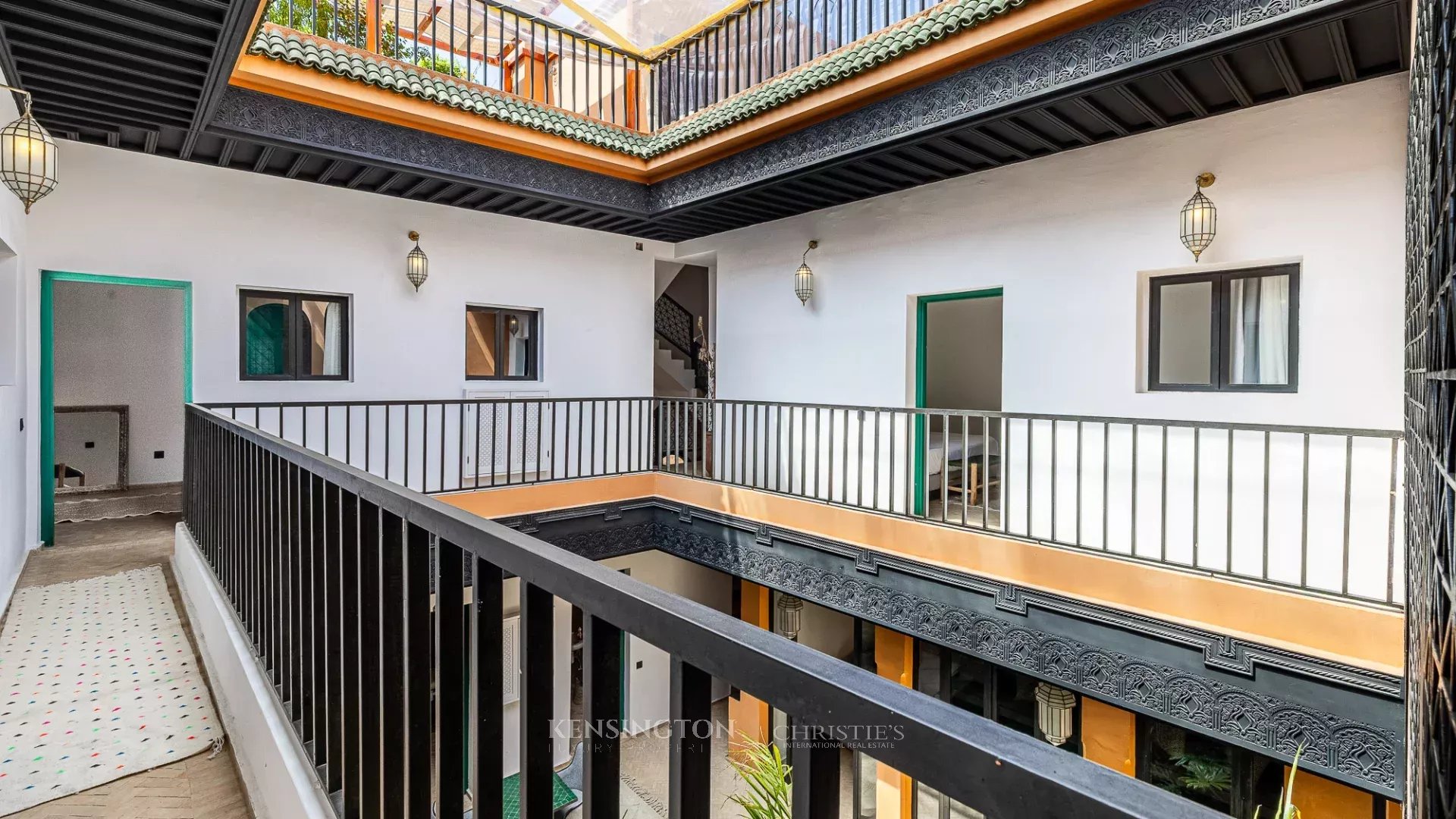 5 Bedroom Villa/Townhouse's Image 13