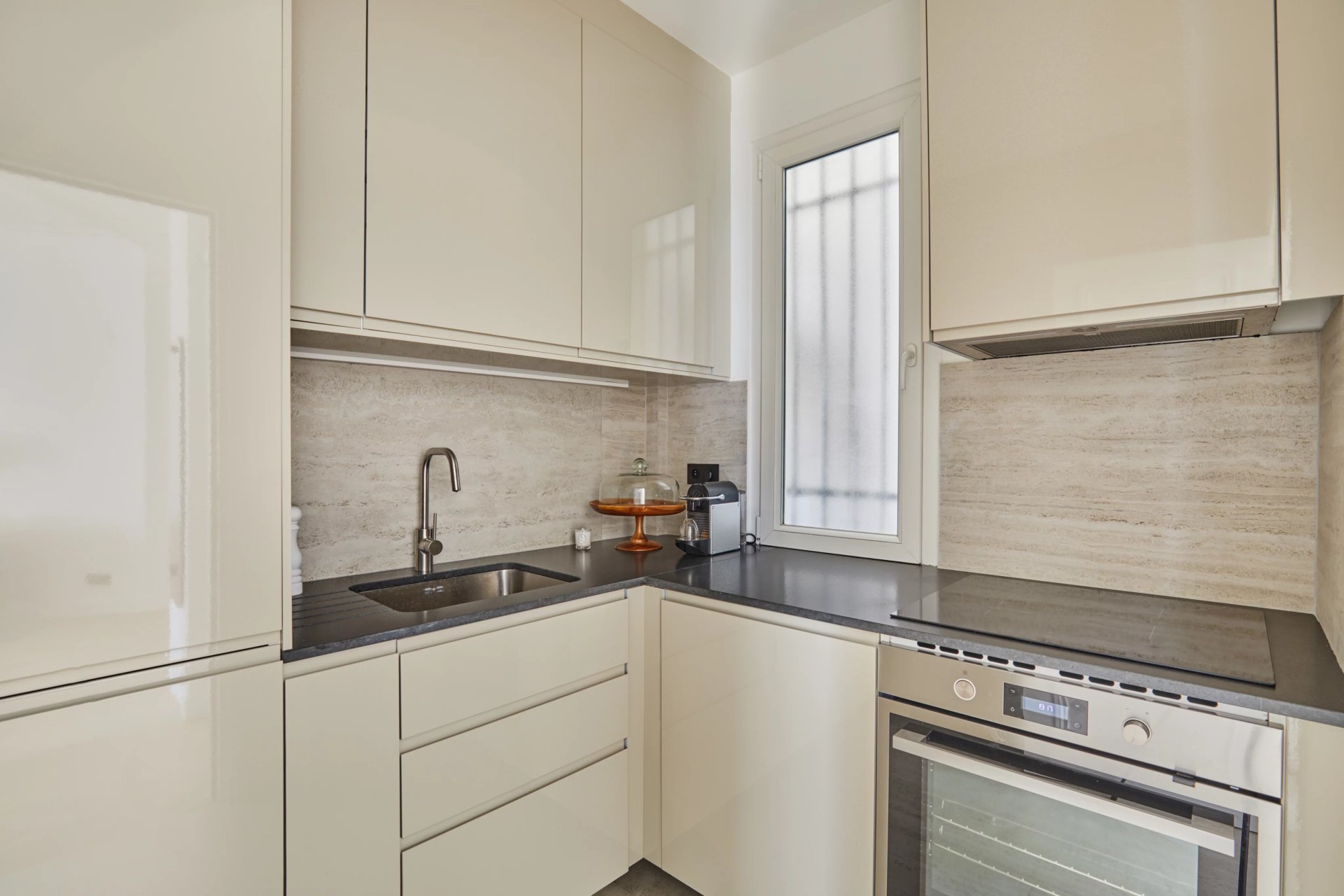 2 Bedroom Apartment/Flat's Image 4