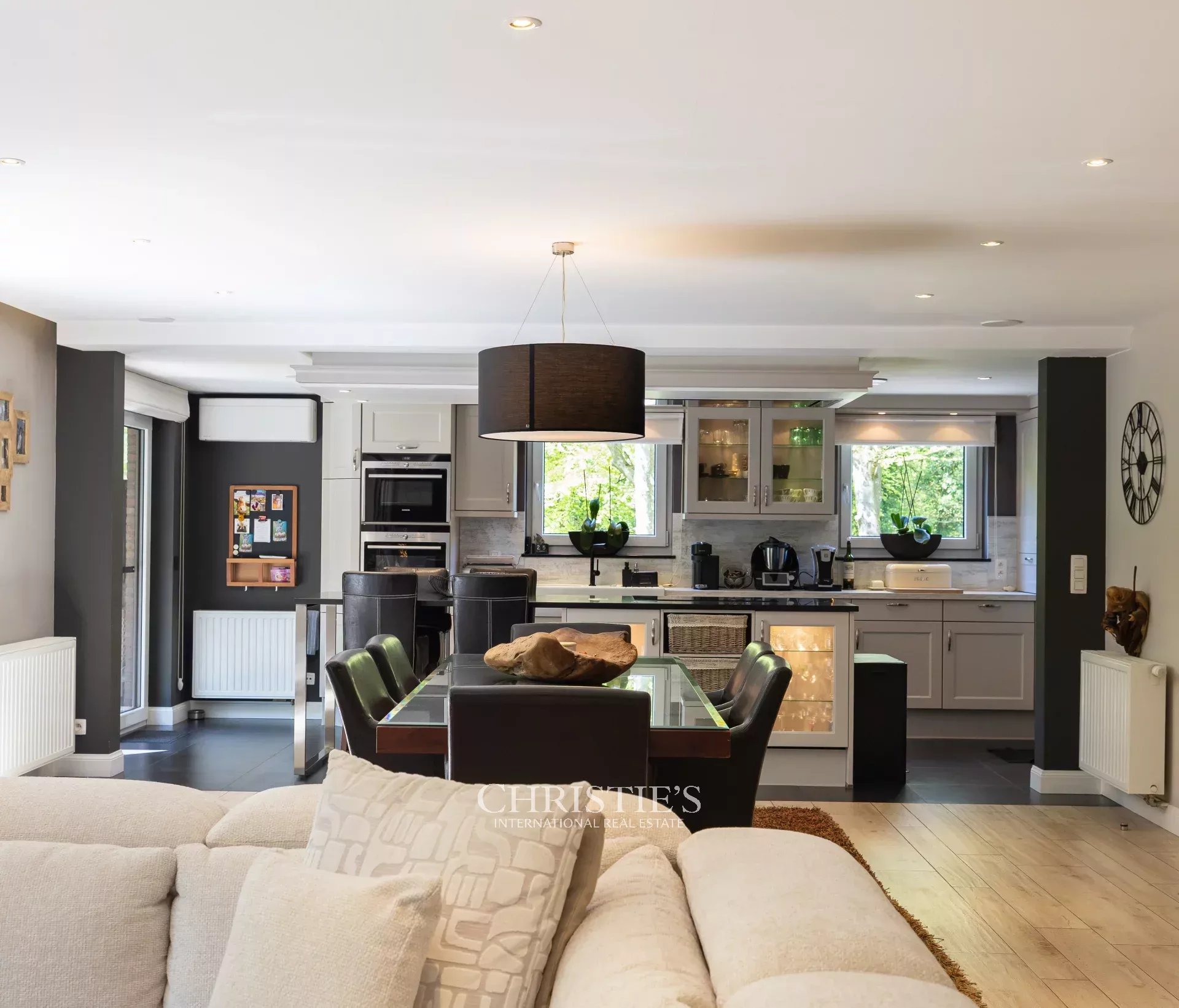 Bois du Hautmont – Gerenoveerde villa met 100 m² kantoor/afzonderlijk appartement