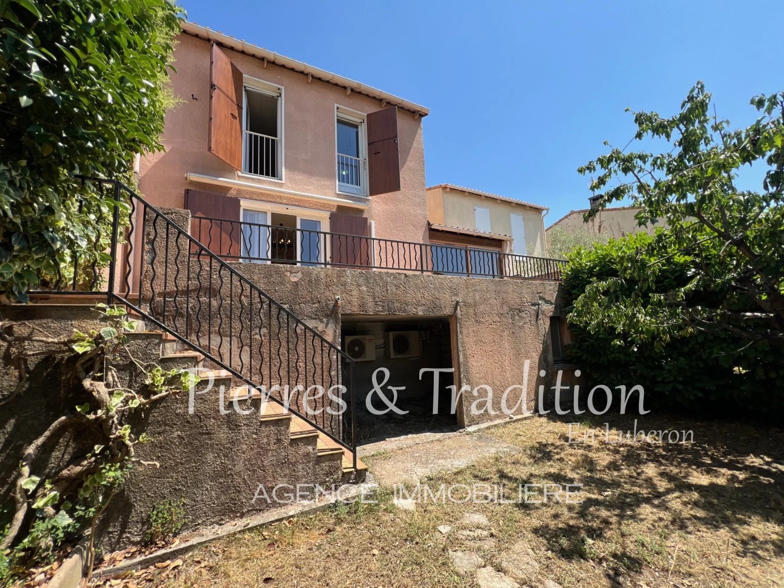 Agence immobilière de Pierres et Tradition en Luberon Apt