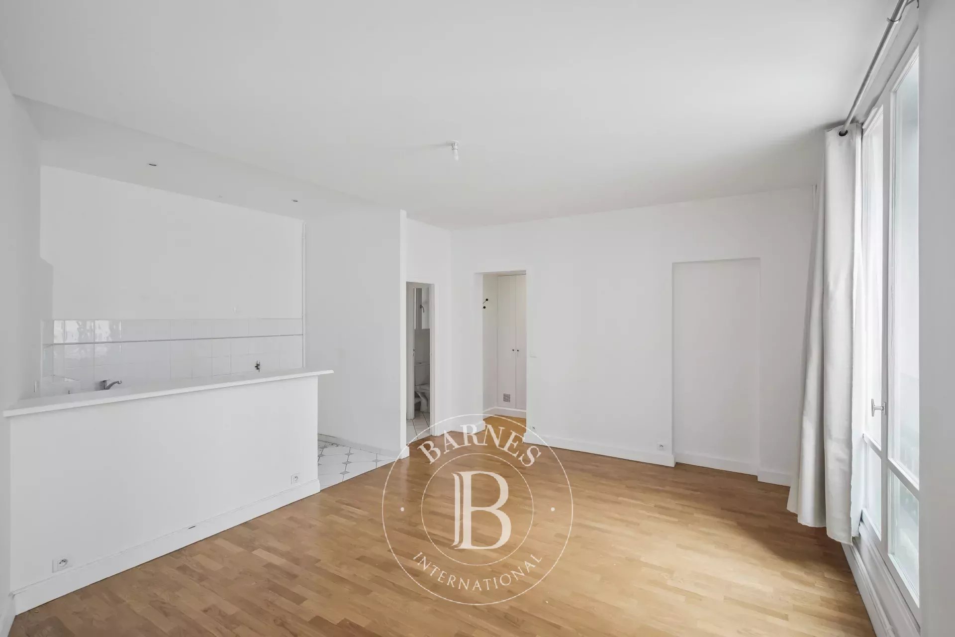 Paris  - Apartment 2 Bedrooms - picture 6