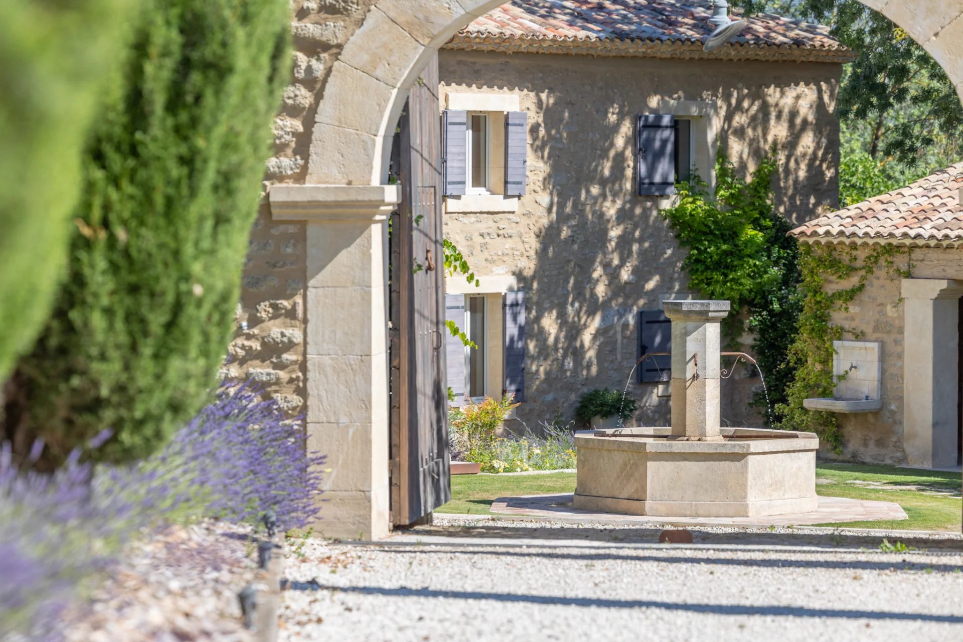 A stunning, fully renovated farmhouse on 2.6 hectares of land with a swimming pool.