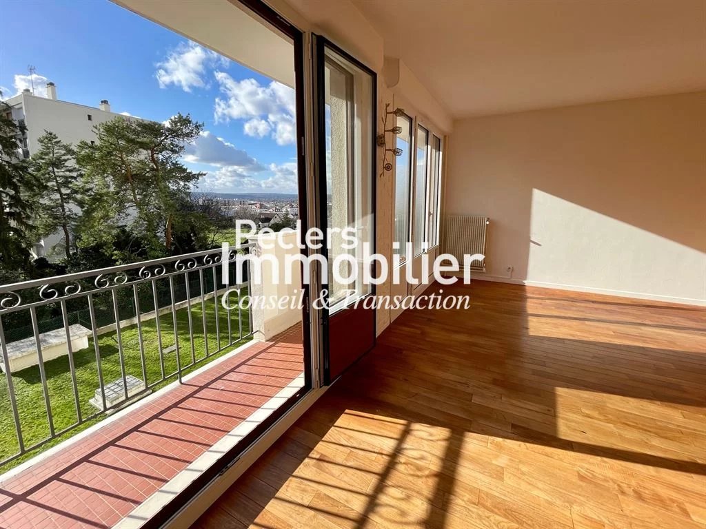 Appartement 3 pièces, 76 m2, baigné de lumière avec balcon et vu