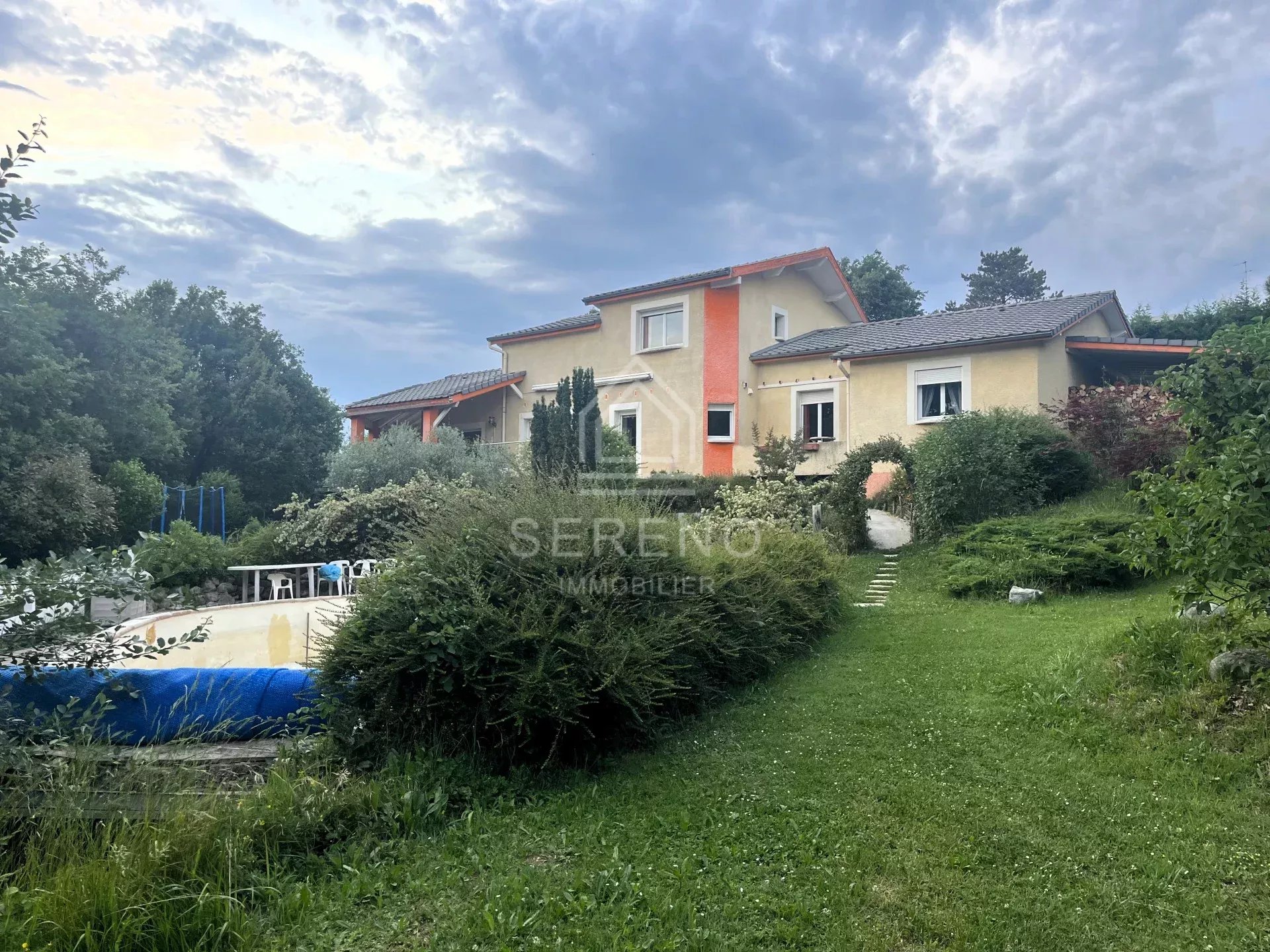 Agence immobilière de 