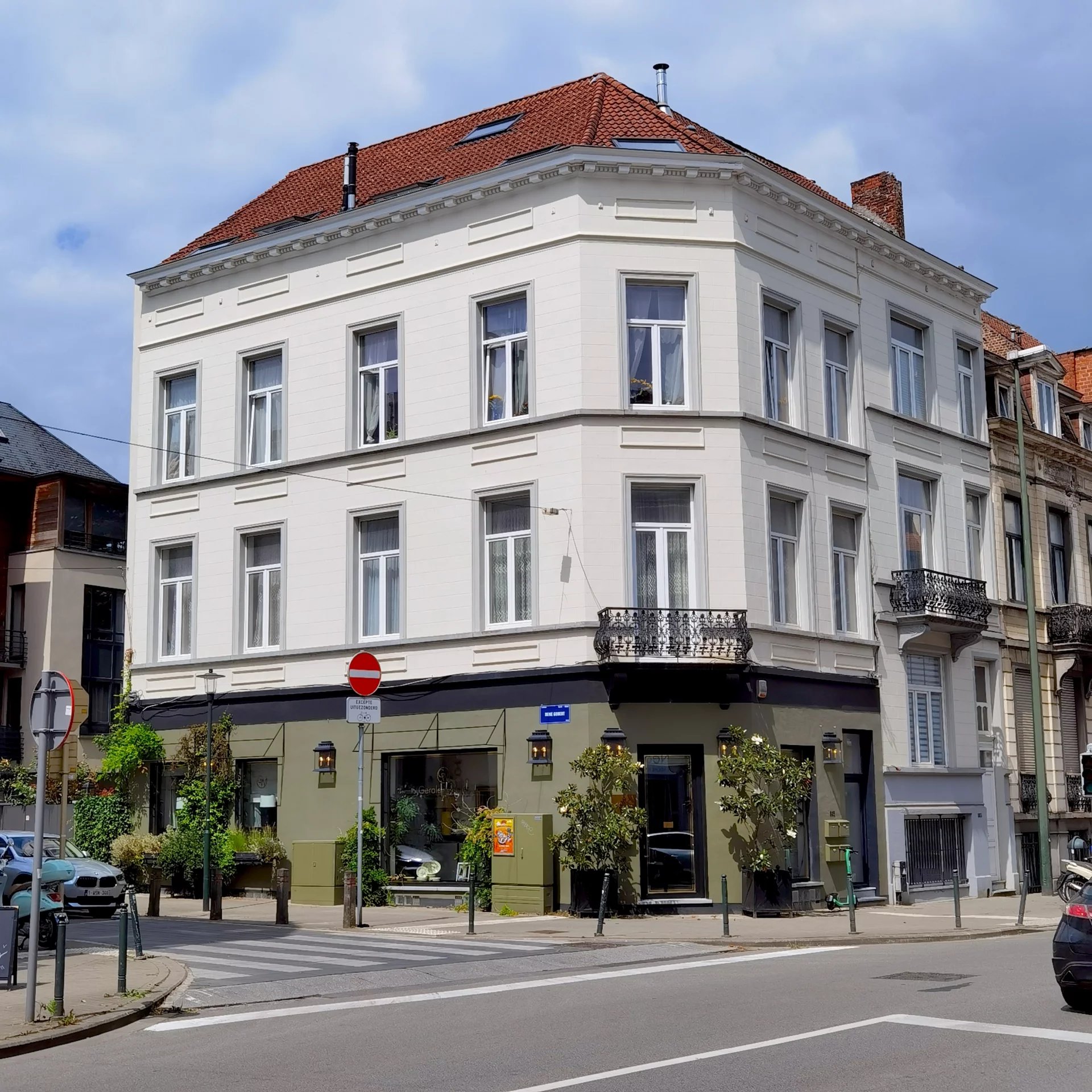 UCCLE - Immeuble mixte 4 unités