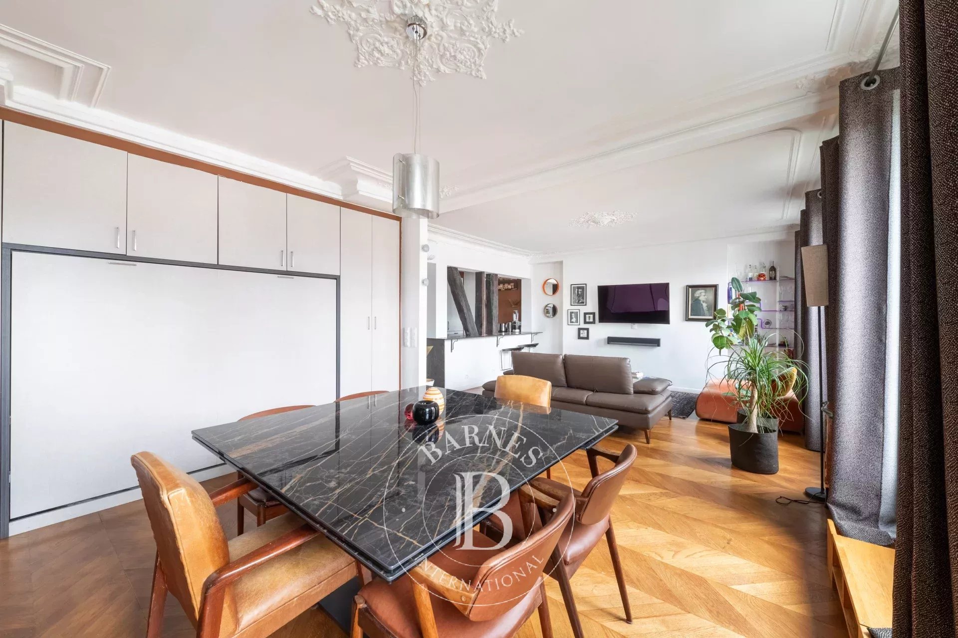 Daire Paris 4ème - picture 4