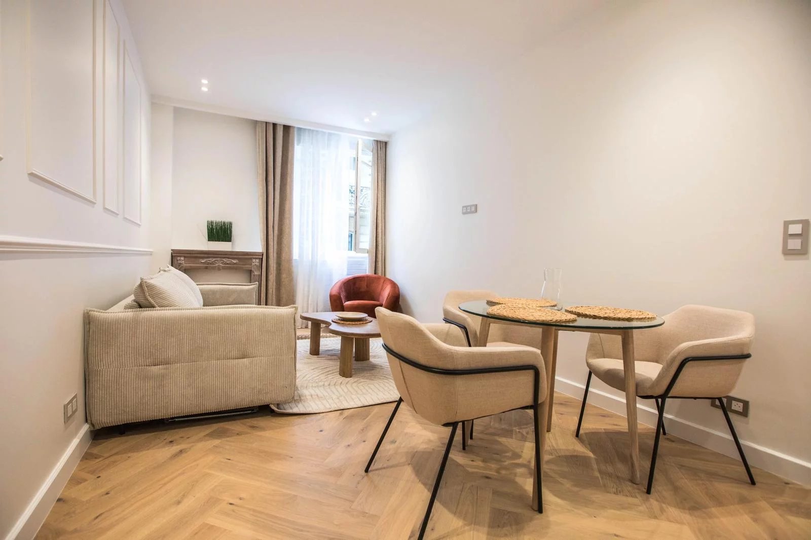 Location Appartement Paris 8ème Champs-Élysées