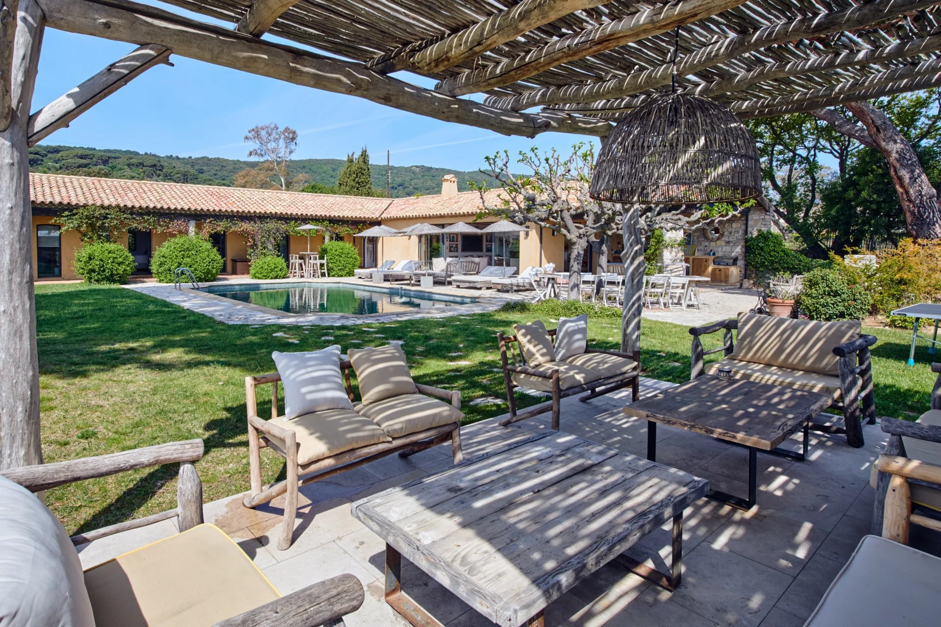 Ramatuelle - Provencal villa in the heart of the vineyards