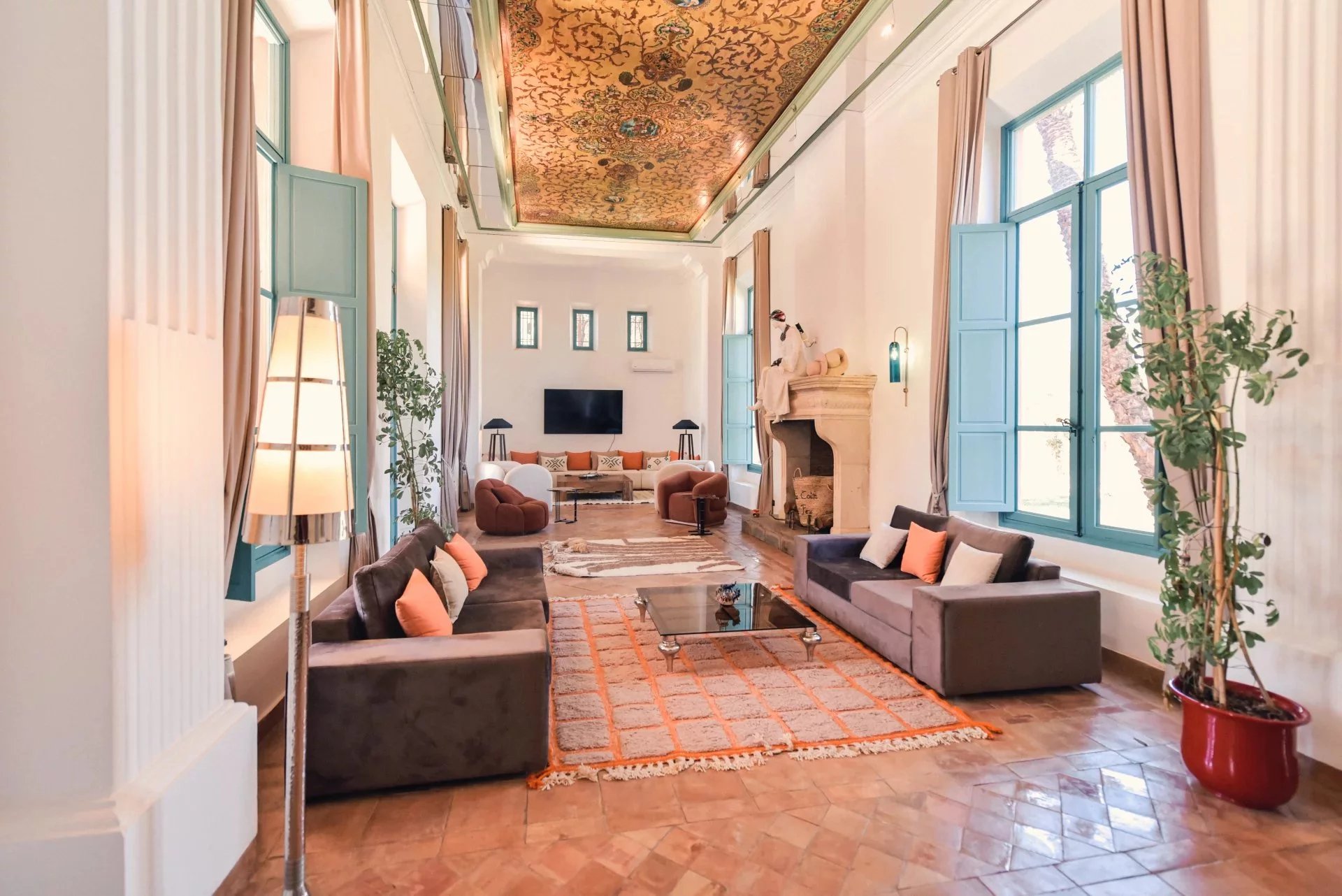 Villa Ouria – Luxury Villa in Marrakech Palmeraie with Swimming Pool & Lush Gardens