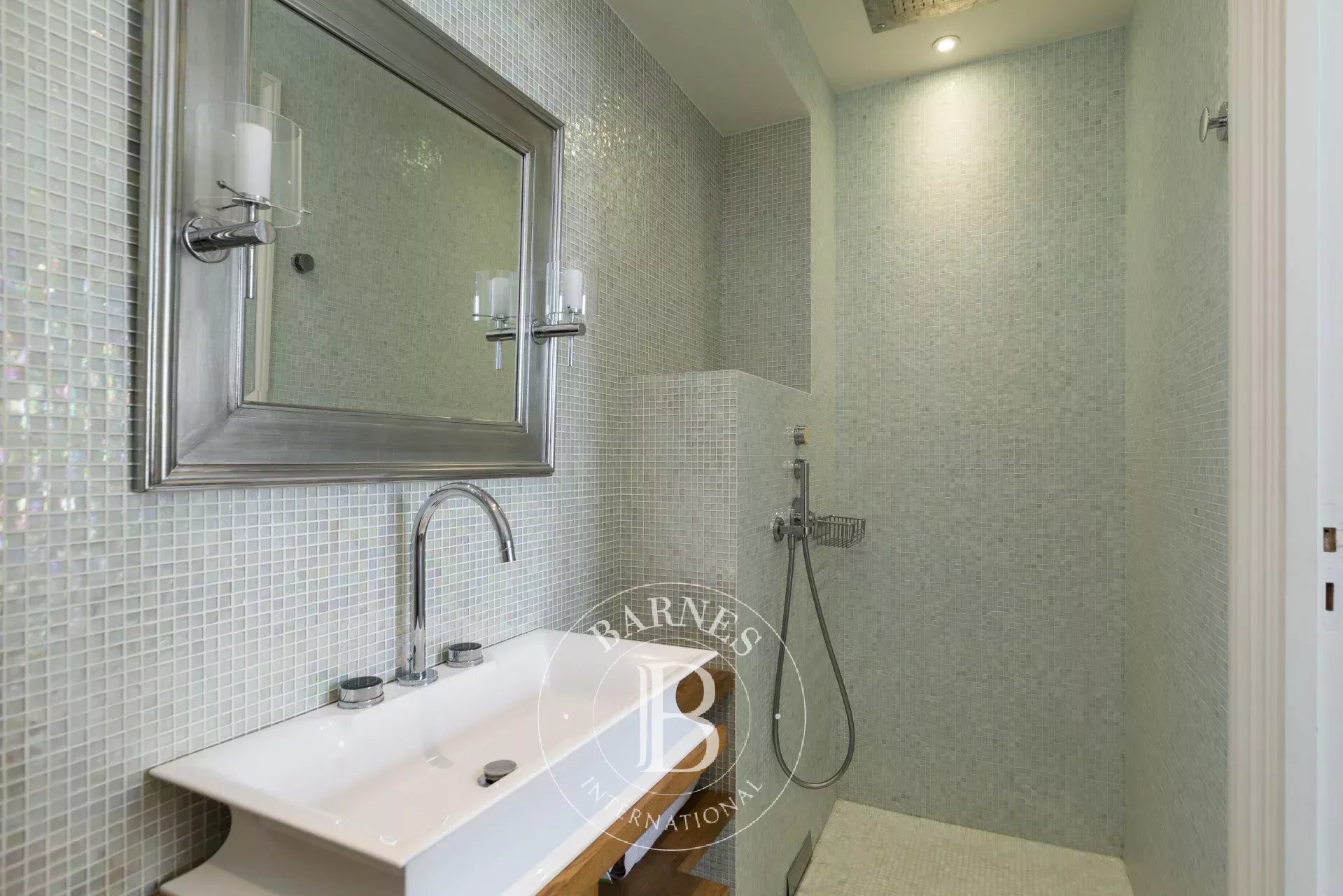 Daire Paris 7ème - picture 10