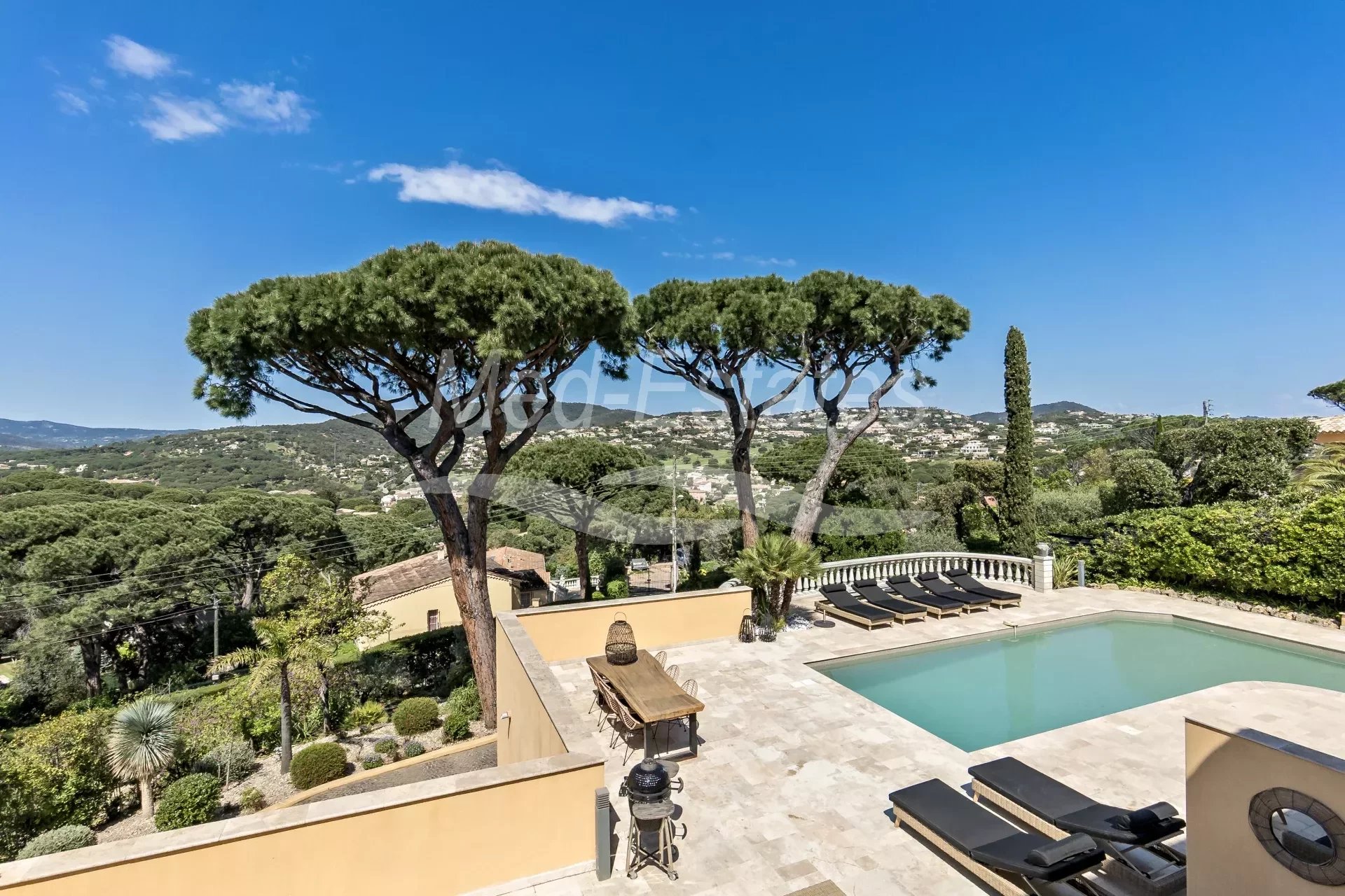 Agence immobilière de Med-Estates Saint Tropez