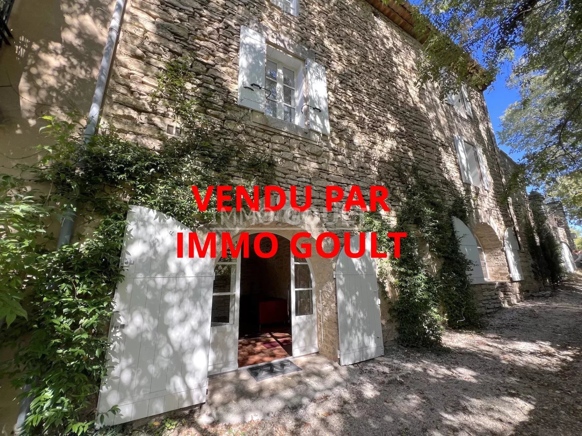 À vendre à Goult