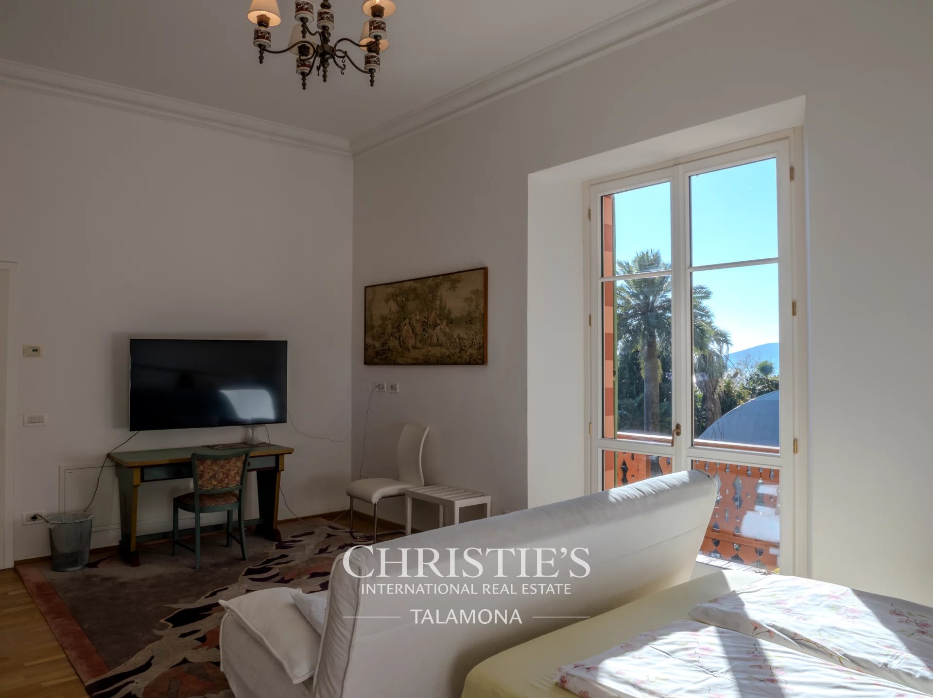 9 Bedroom Villa/Townhouse's Image 28