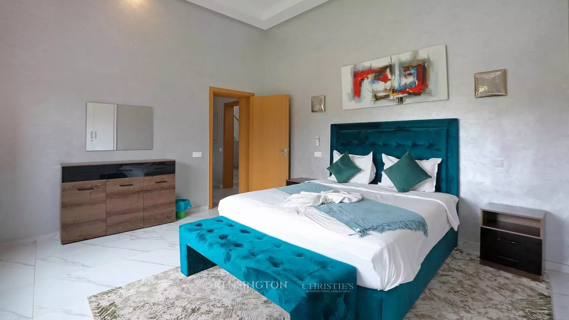 7 Bedroom Villa/Townhouse's Image 20