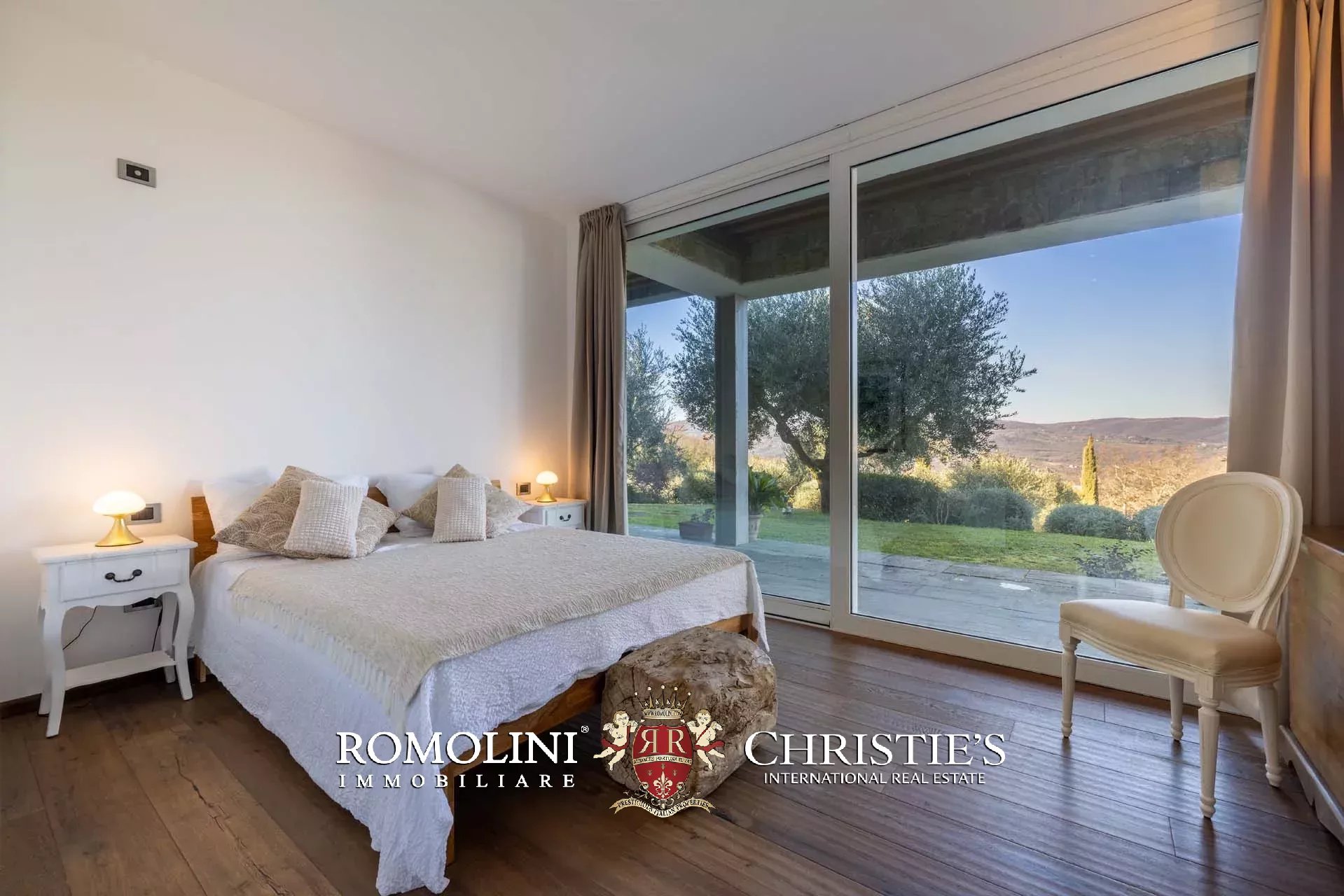 4 Bedroom Villa/Townhouse's Image 39