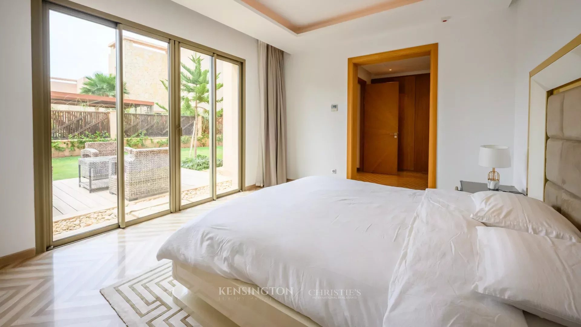 3 Bedroom Villa/Townhouse's Image 32