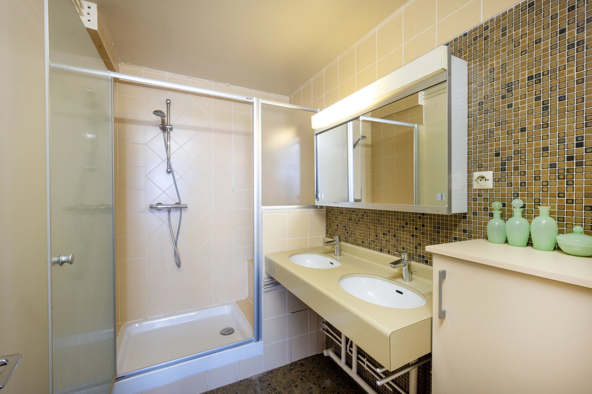 5 Bedroom Apartment/Flat's Image 10