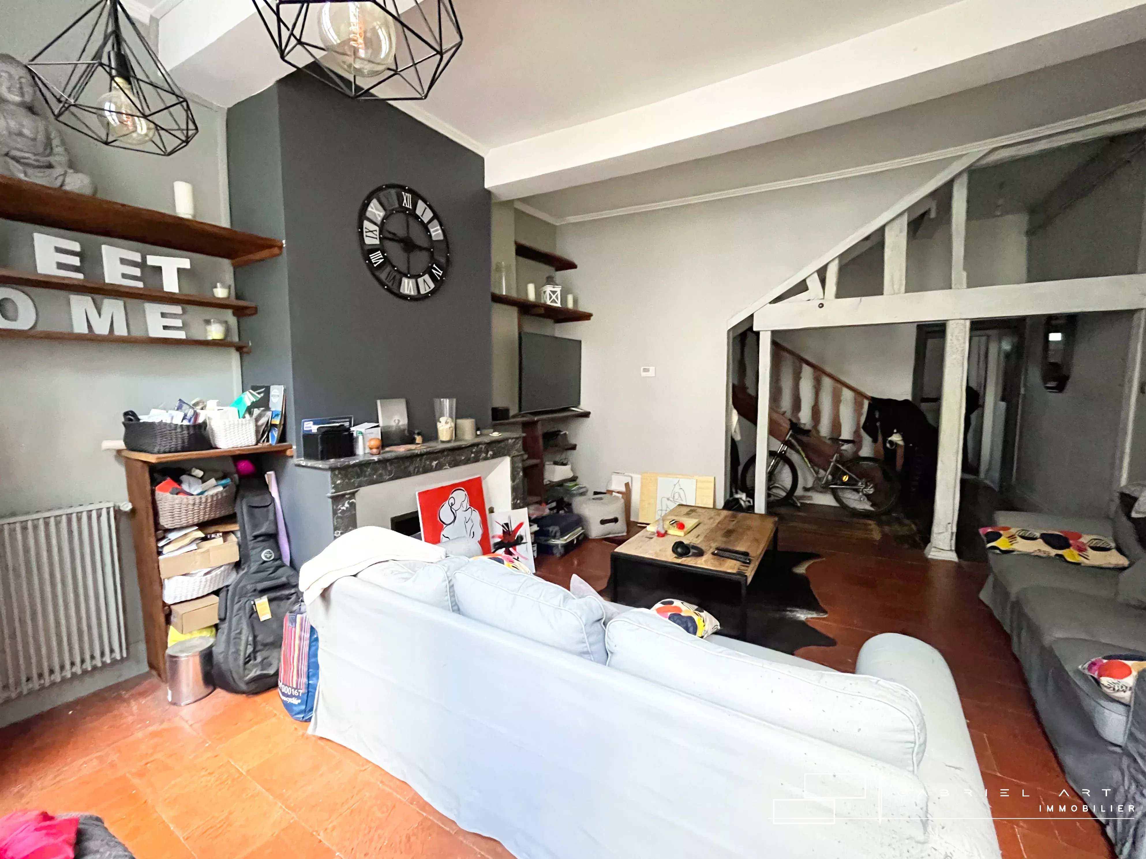 Agence immobilière de 