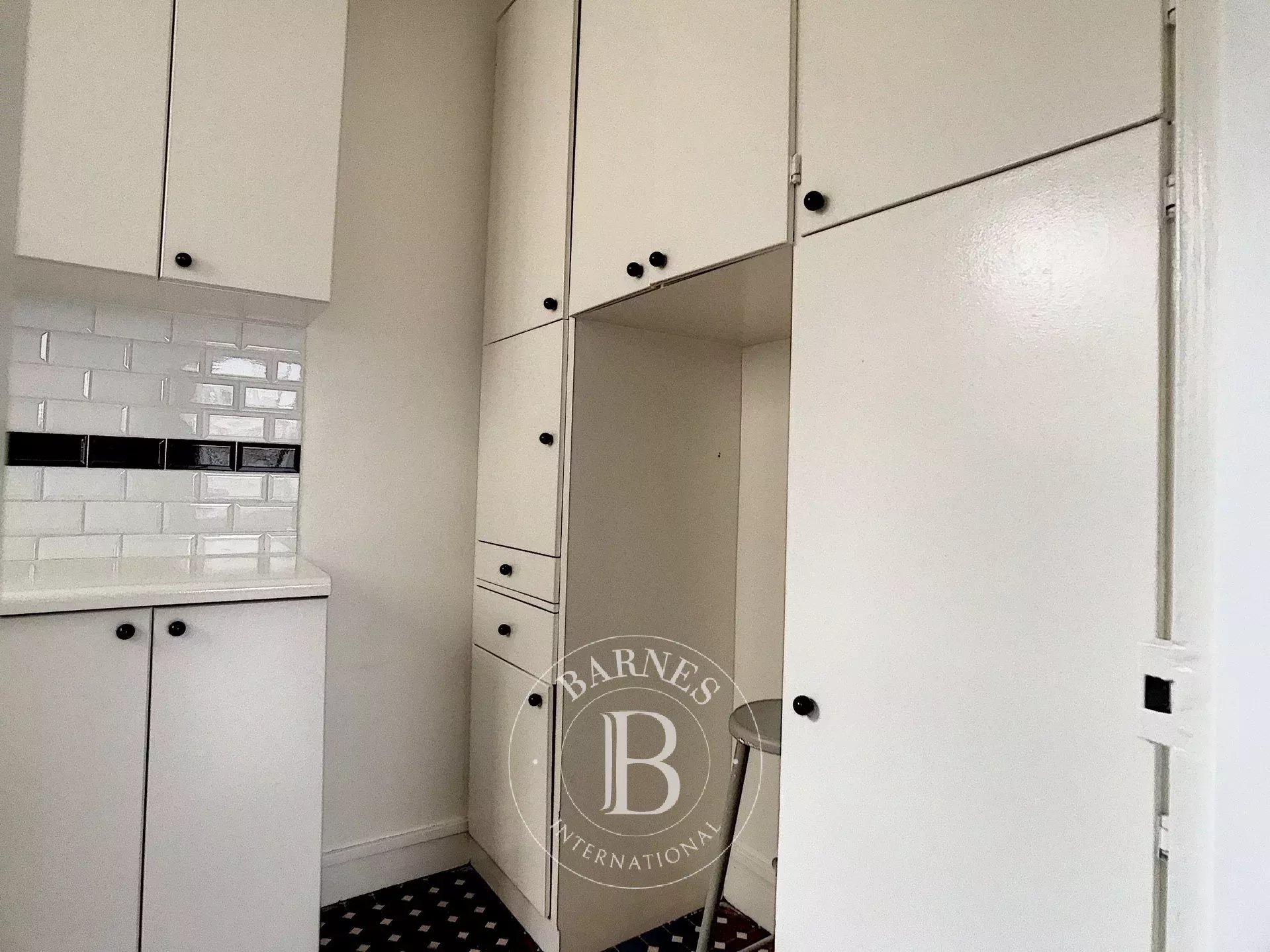 Daire Paris 8ème - picture 7