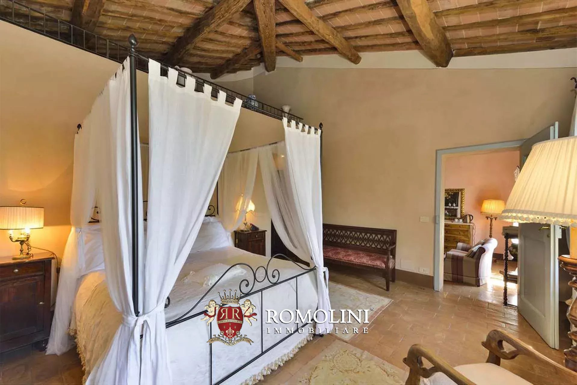 15 Bedroom Villa/Townhouse's Image 69