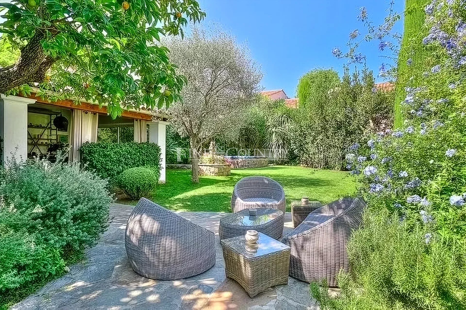 Photo of House for sale in Mougins Old Village