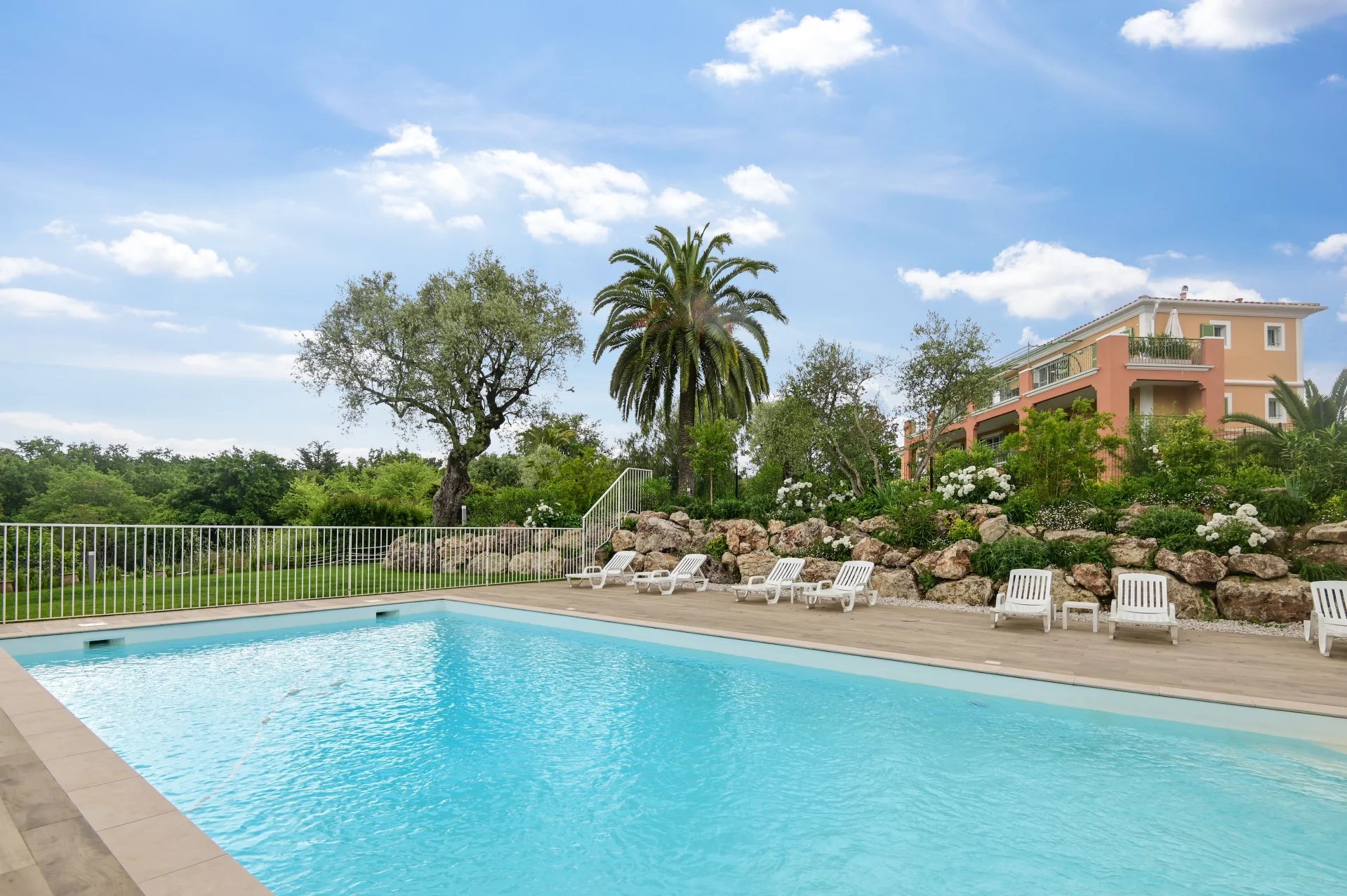 Agence immobilière de AAA Riviera