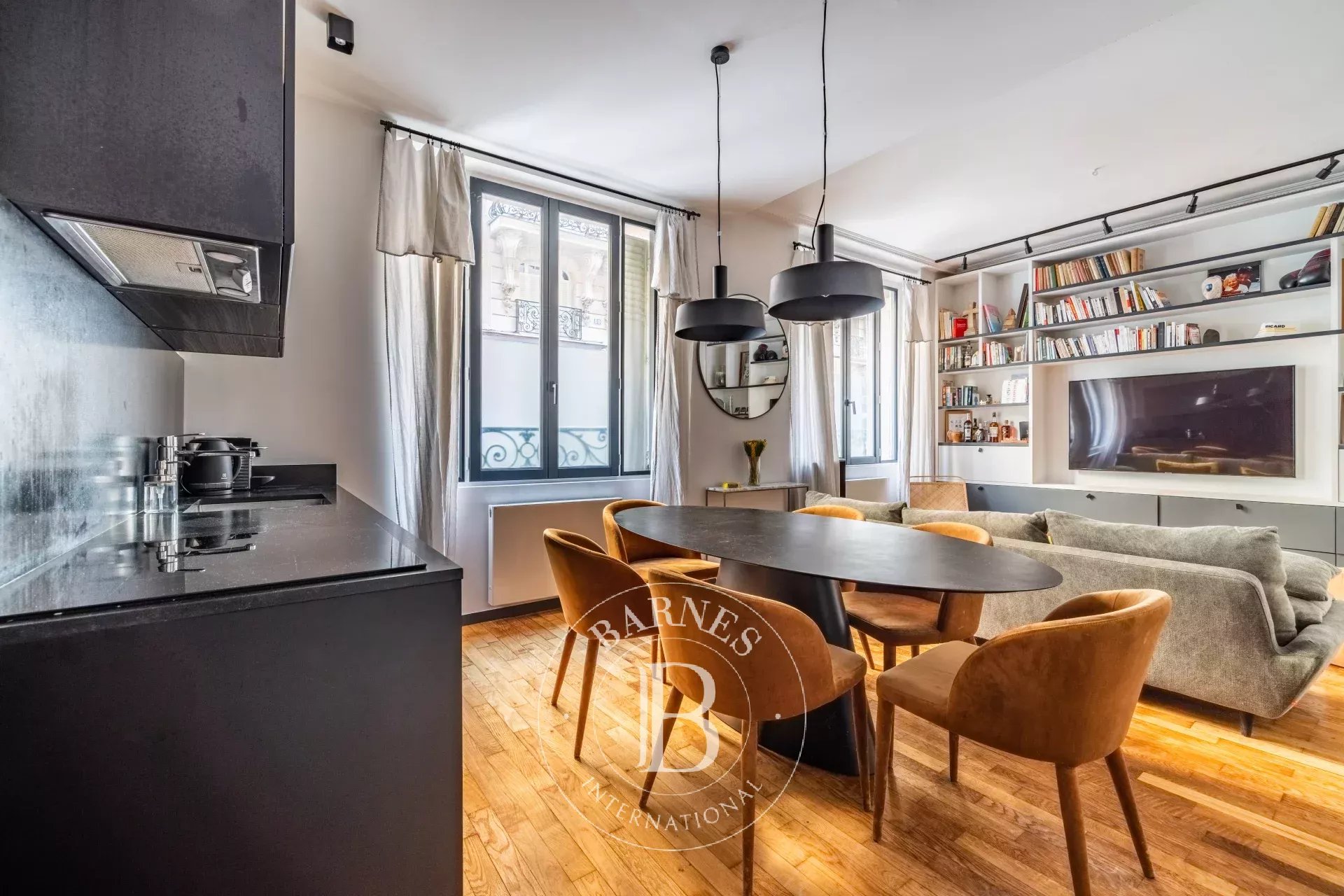 Daire Paris 18ème - picture 12