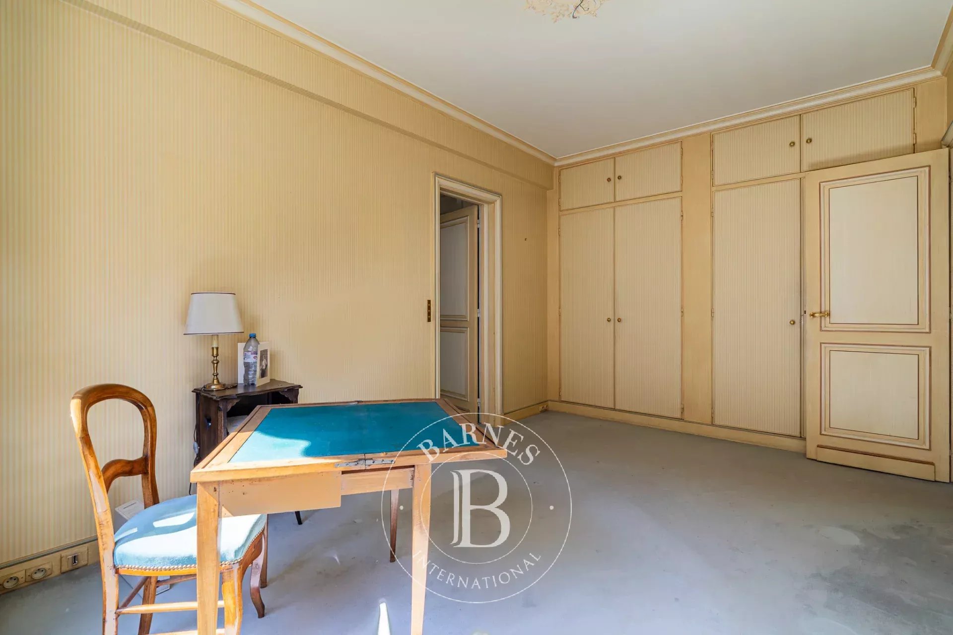 Paris  - Apartment 3 Bedrooms - picture 8