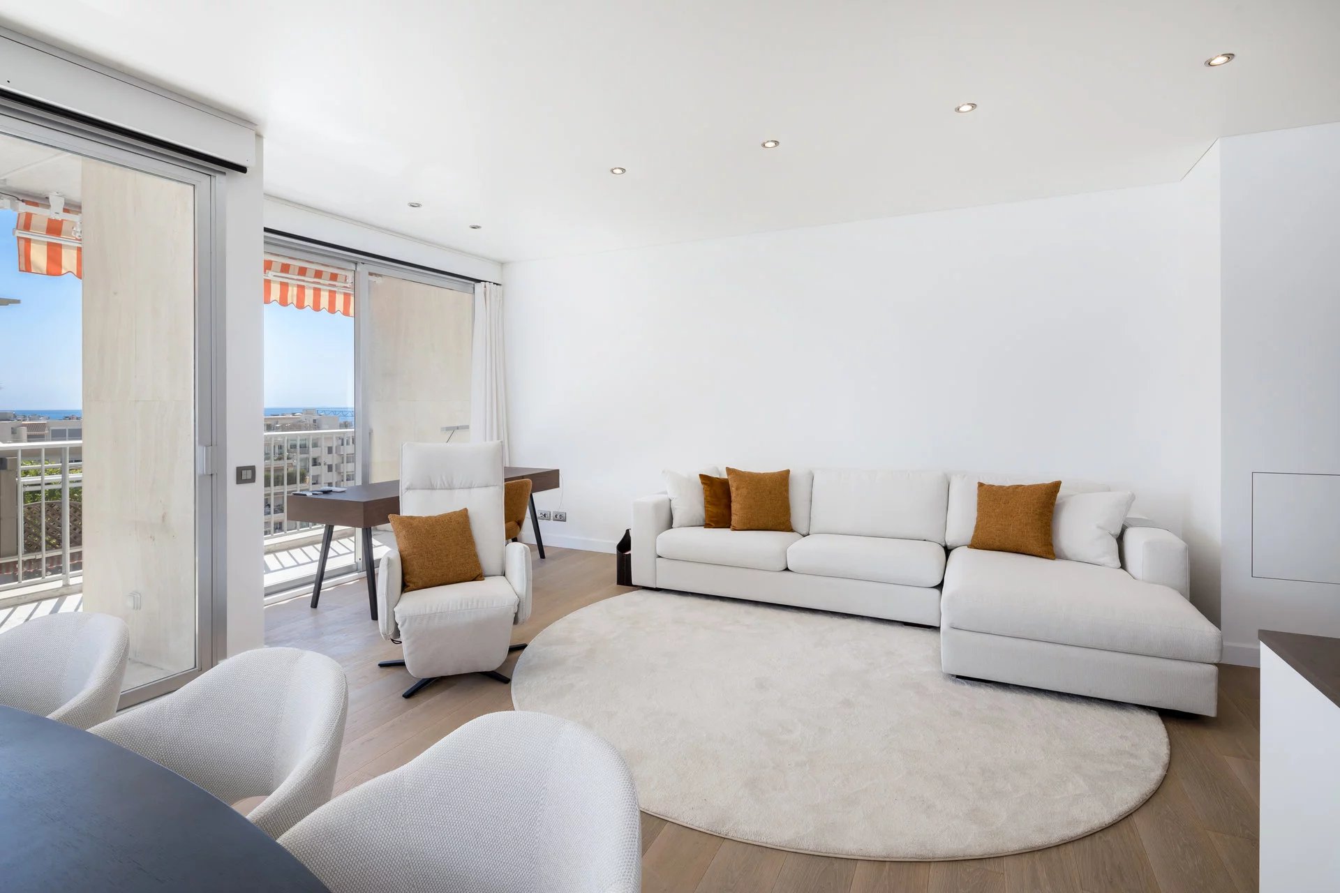 Living-room Wooden floor