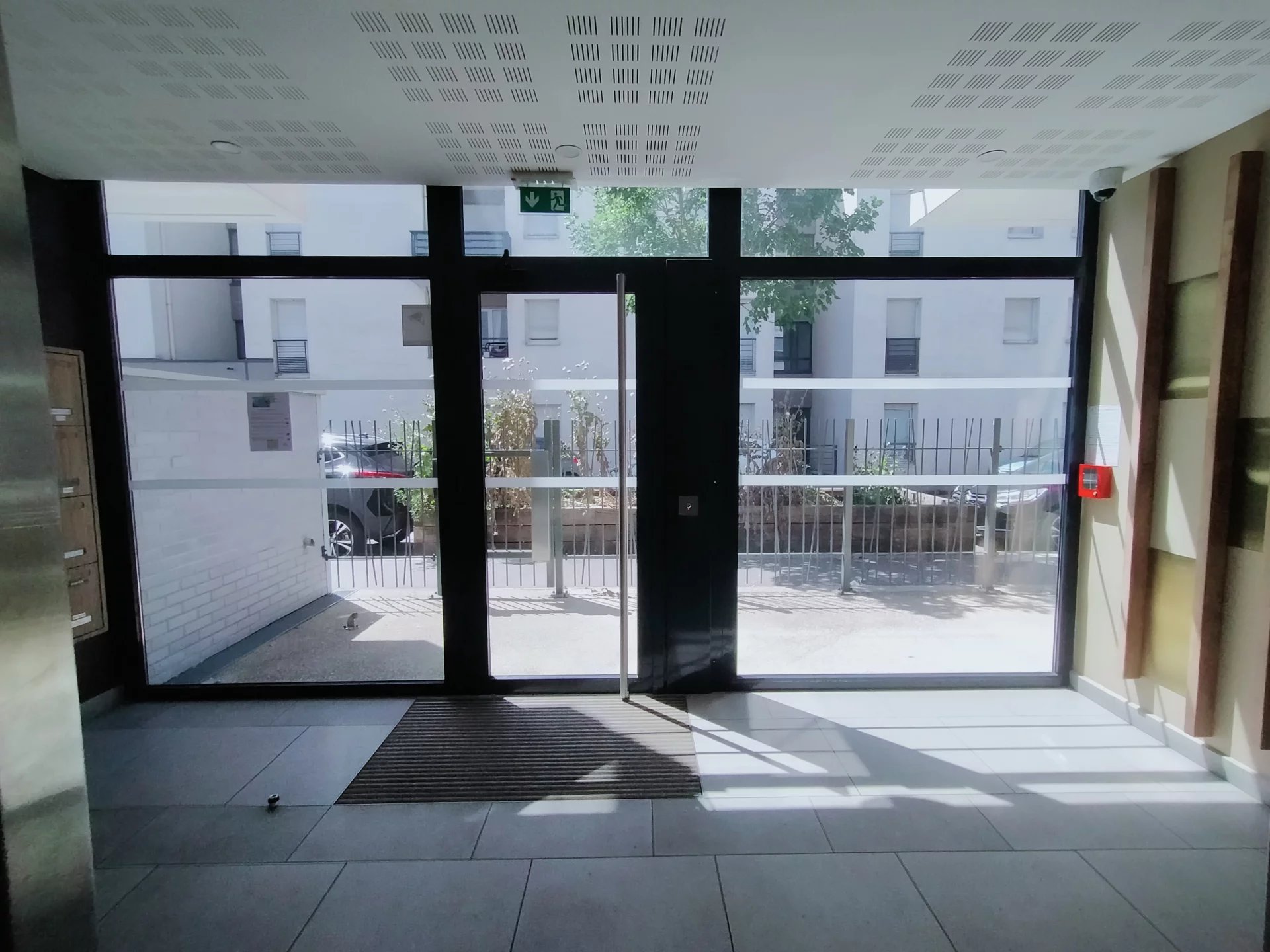 4555438 Location Villeurbanne