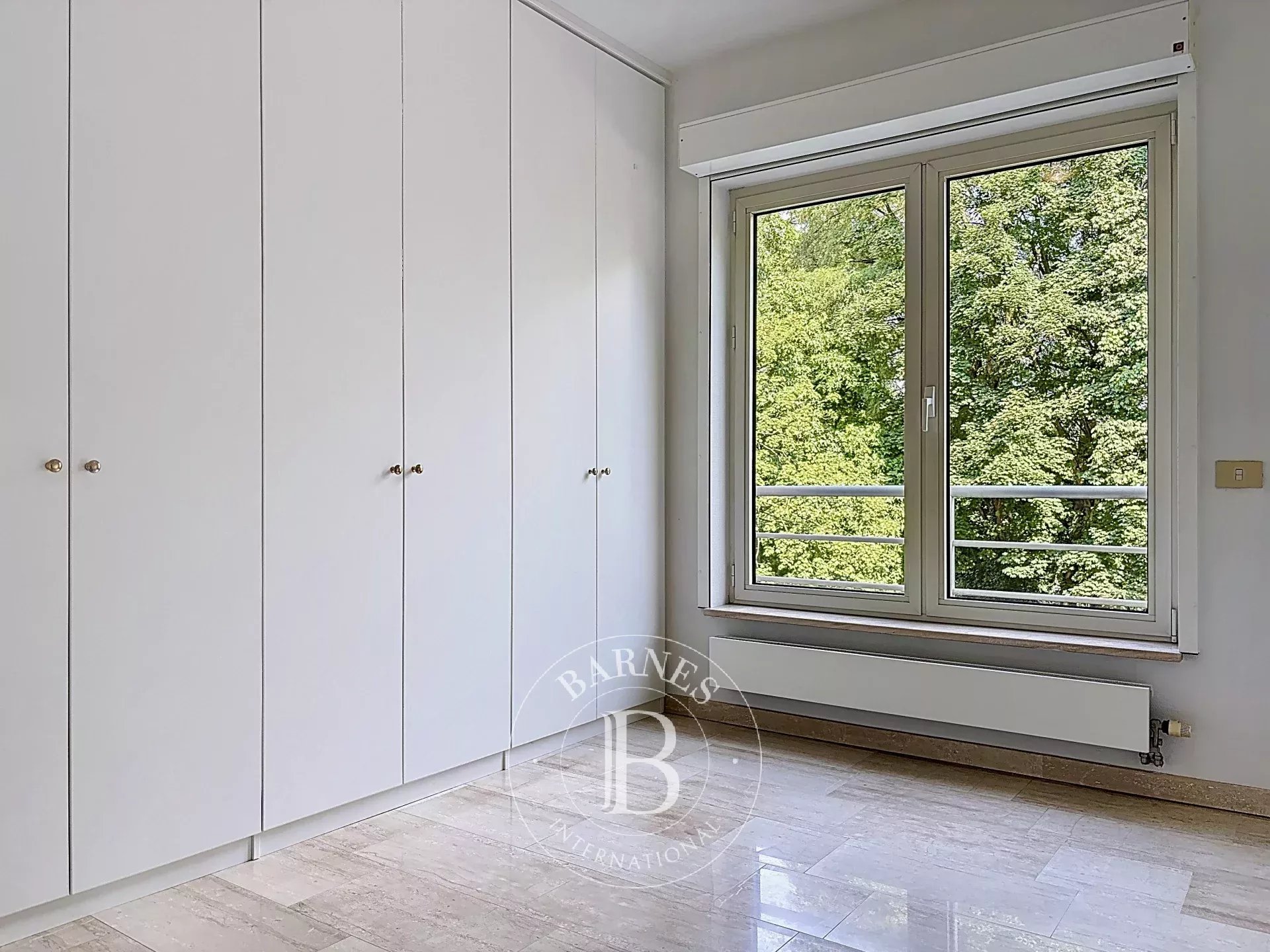 Roosevelt - Apartment 3 bedrooms, 2 bathrooms, terrace, garage