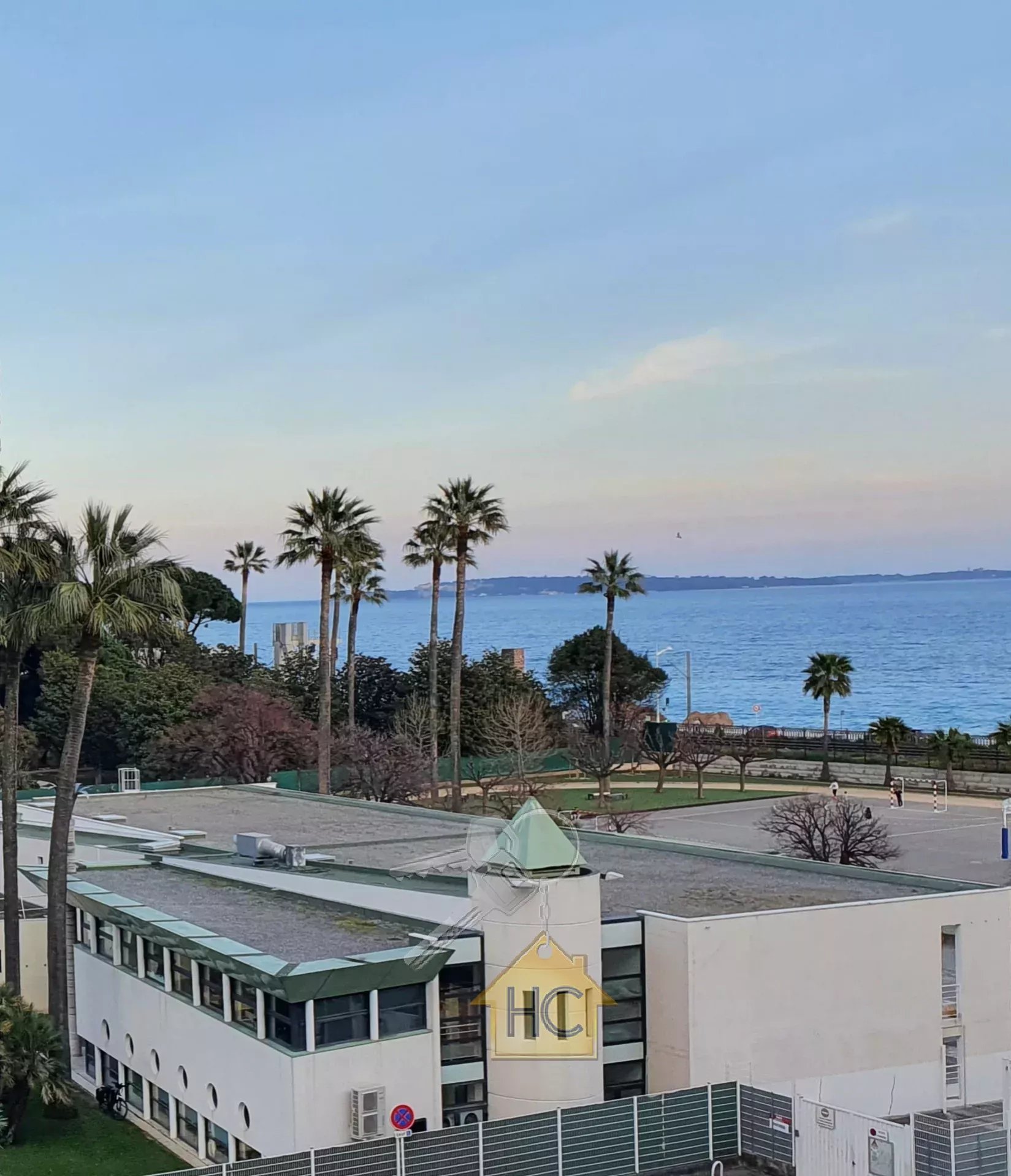Vendita Appartamento Cannes-la-Bocca Centre Ville