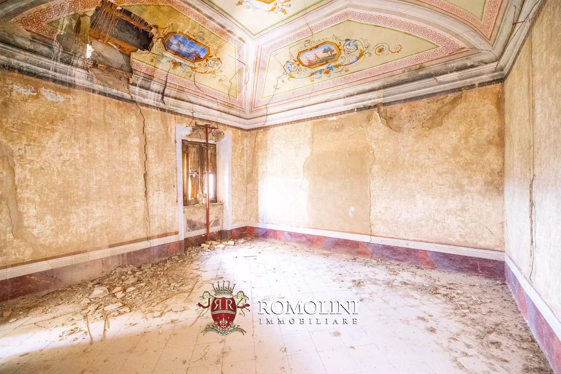 25 Bedroom Chateau's Image 34