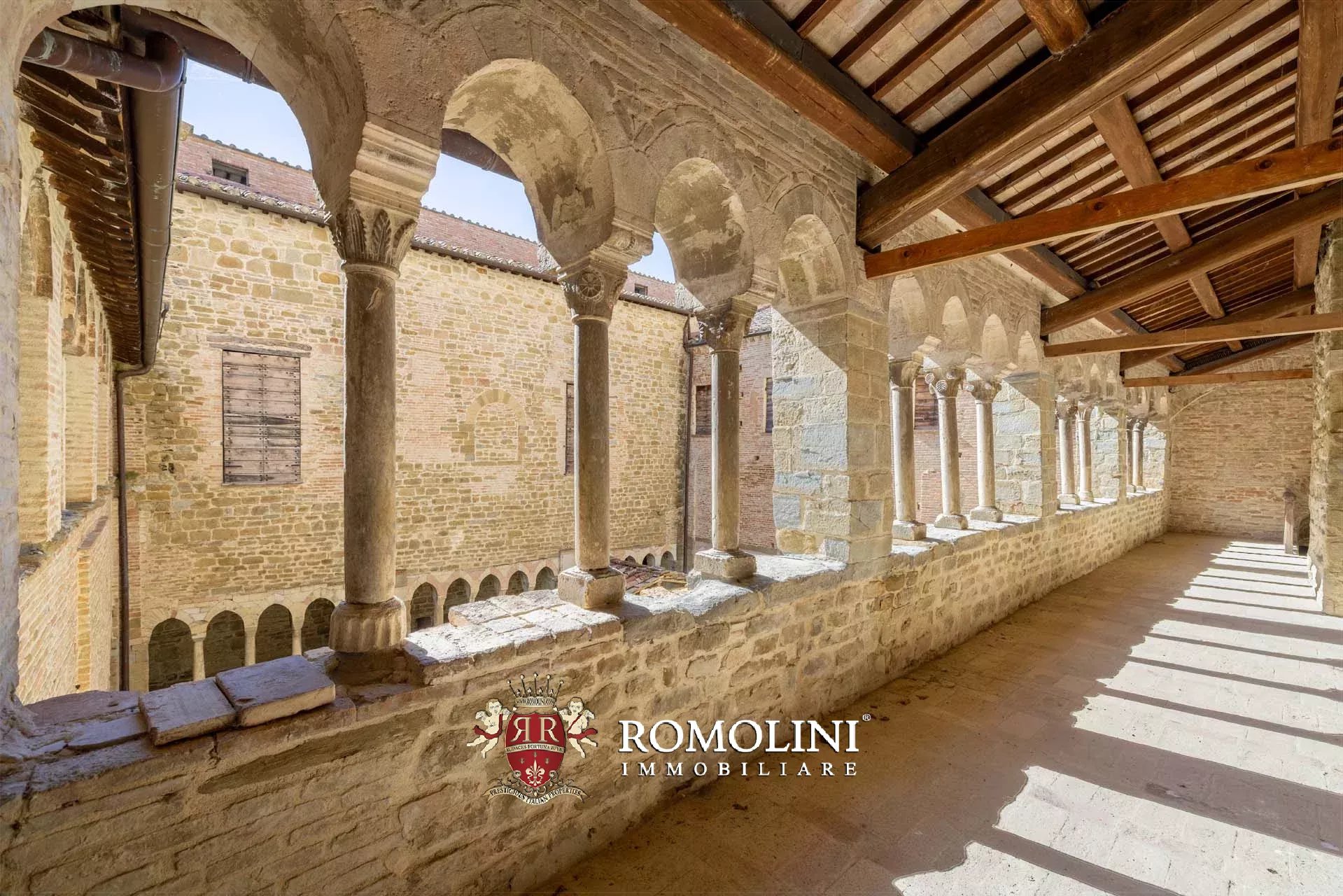 150 Bedroom Villa/Townhouse's Image 31