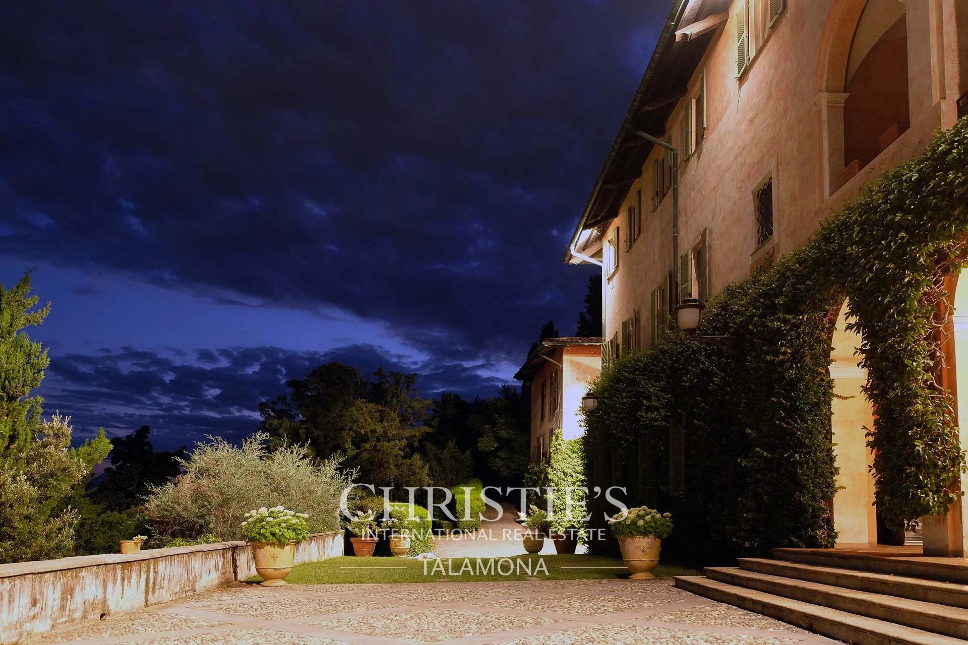 Villa/Townhouse's Image 7