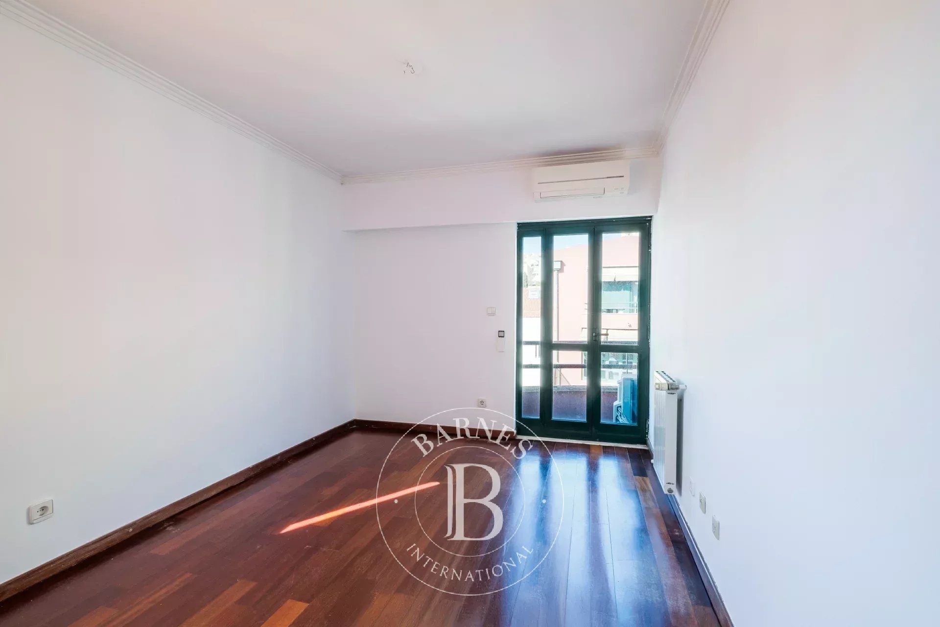 Family house with river view Family house with river view